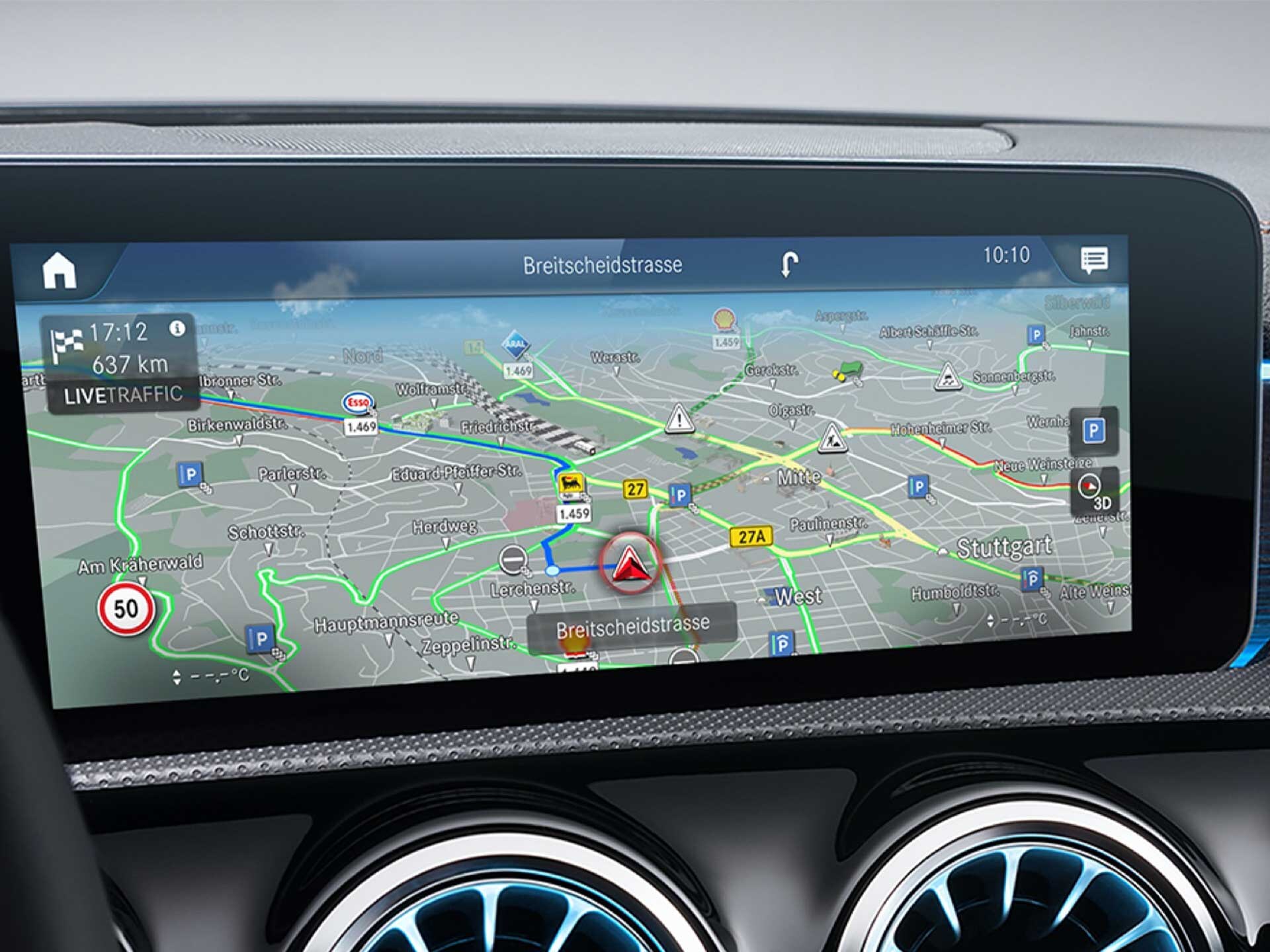 Il Digital Extra Car-to-X Communication attivato sullo schermo del sistema multimediale MBUX.