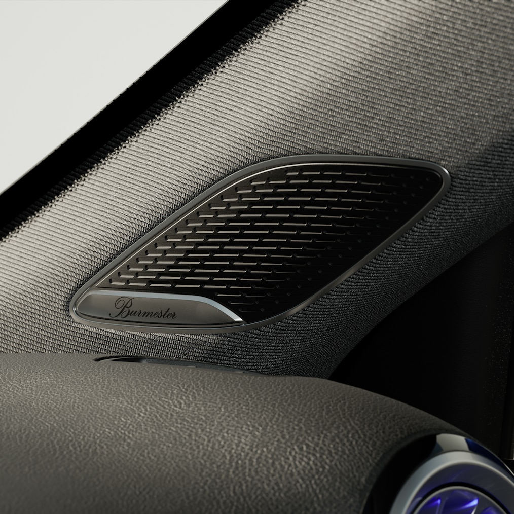 Primo piano di un altoparlante del Surround Sound System Burmester®.