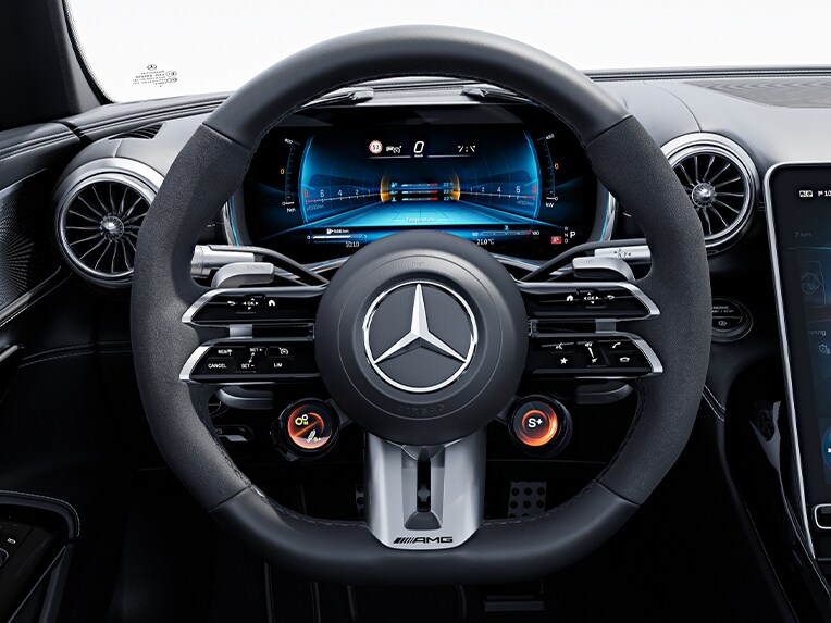 Il volante AMG Performance in pelle nappa / microfibra MICROCUT della Mercedes-AMG GT Coupé.