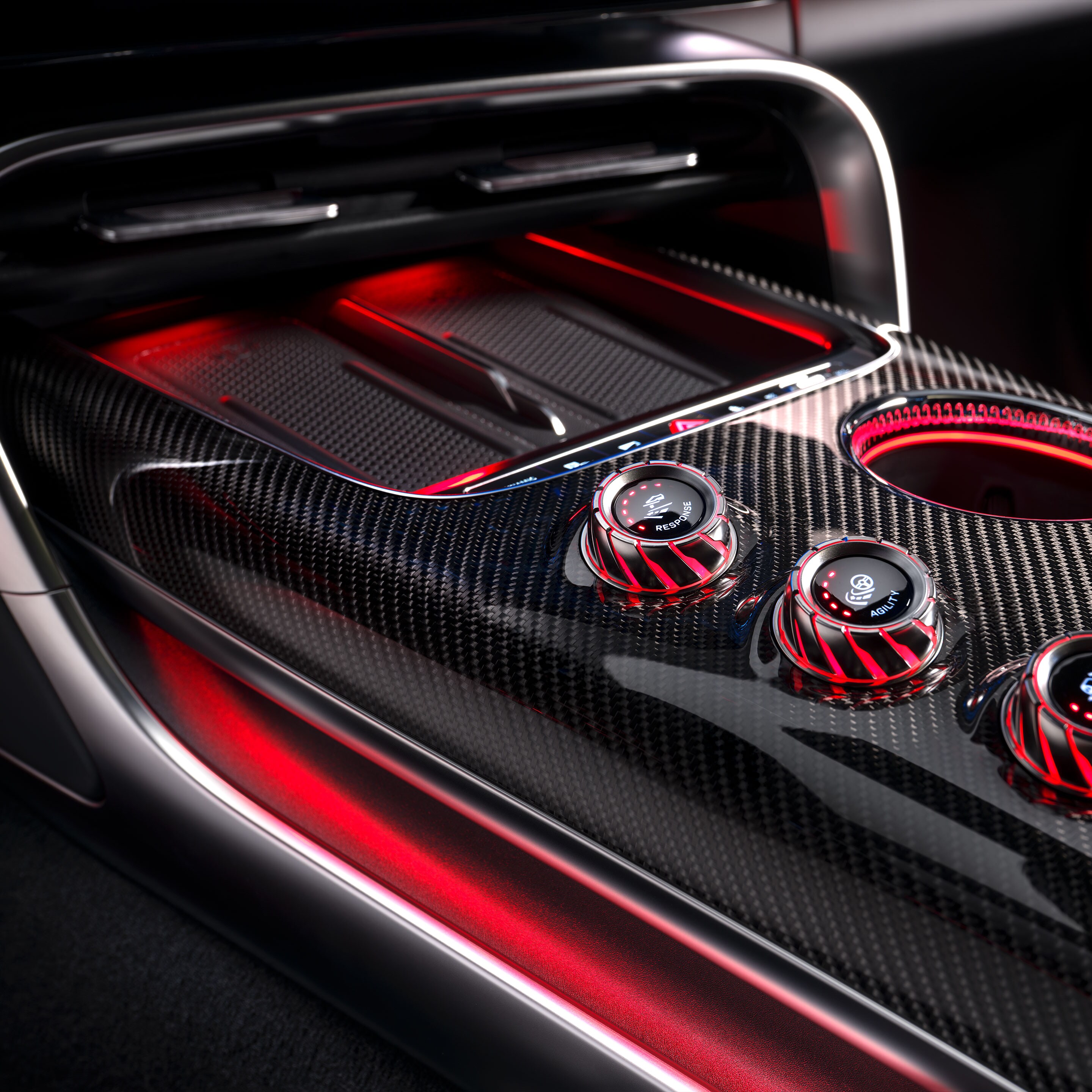 Ergonomia da auto sportiva nella nuova GT Coupé 4 porte di Mercedes-AMG.