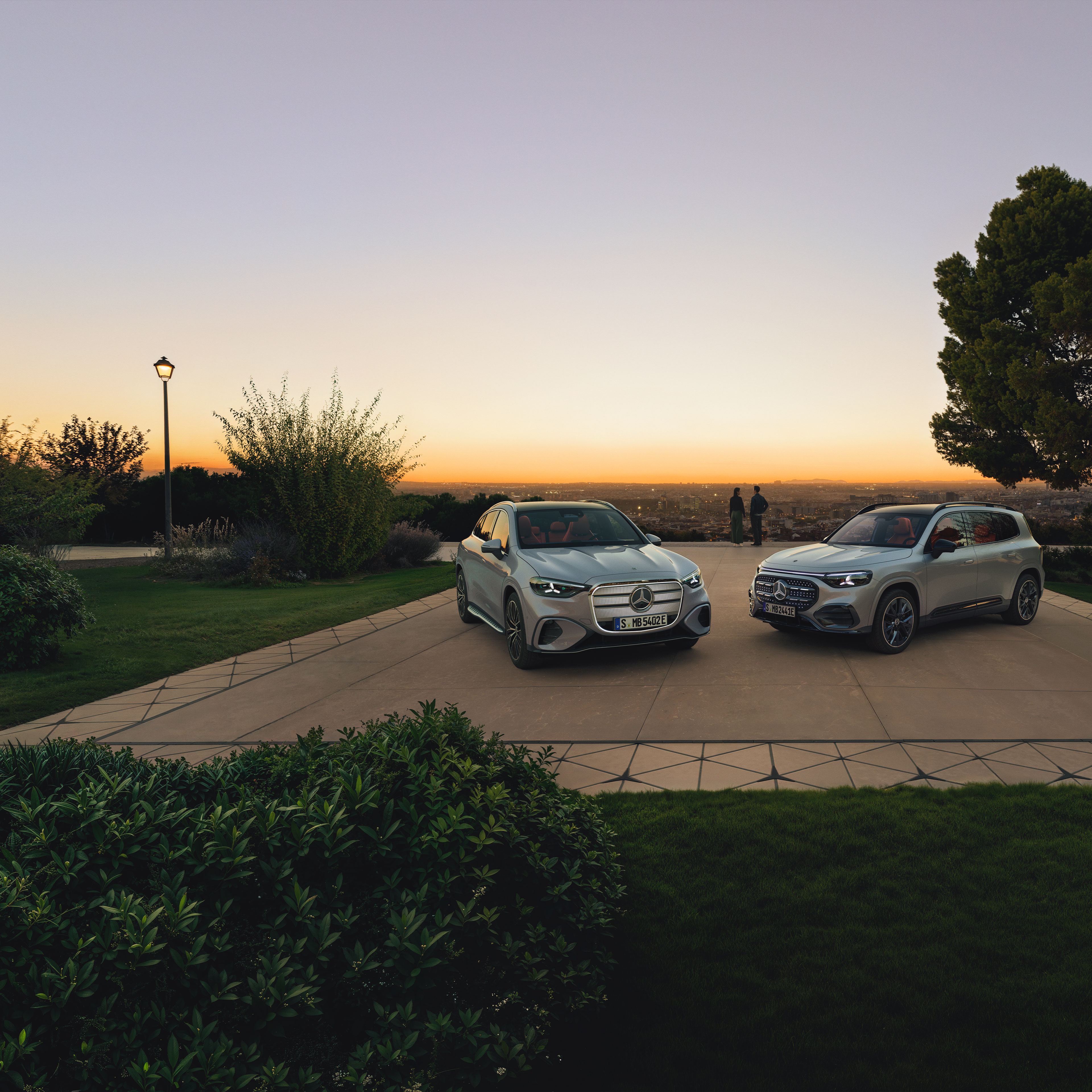 Modelli SUV | Autovetture | Mercedes-Benz Vista frontale laterale della nuova Mercedes-Benz GLC.