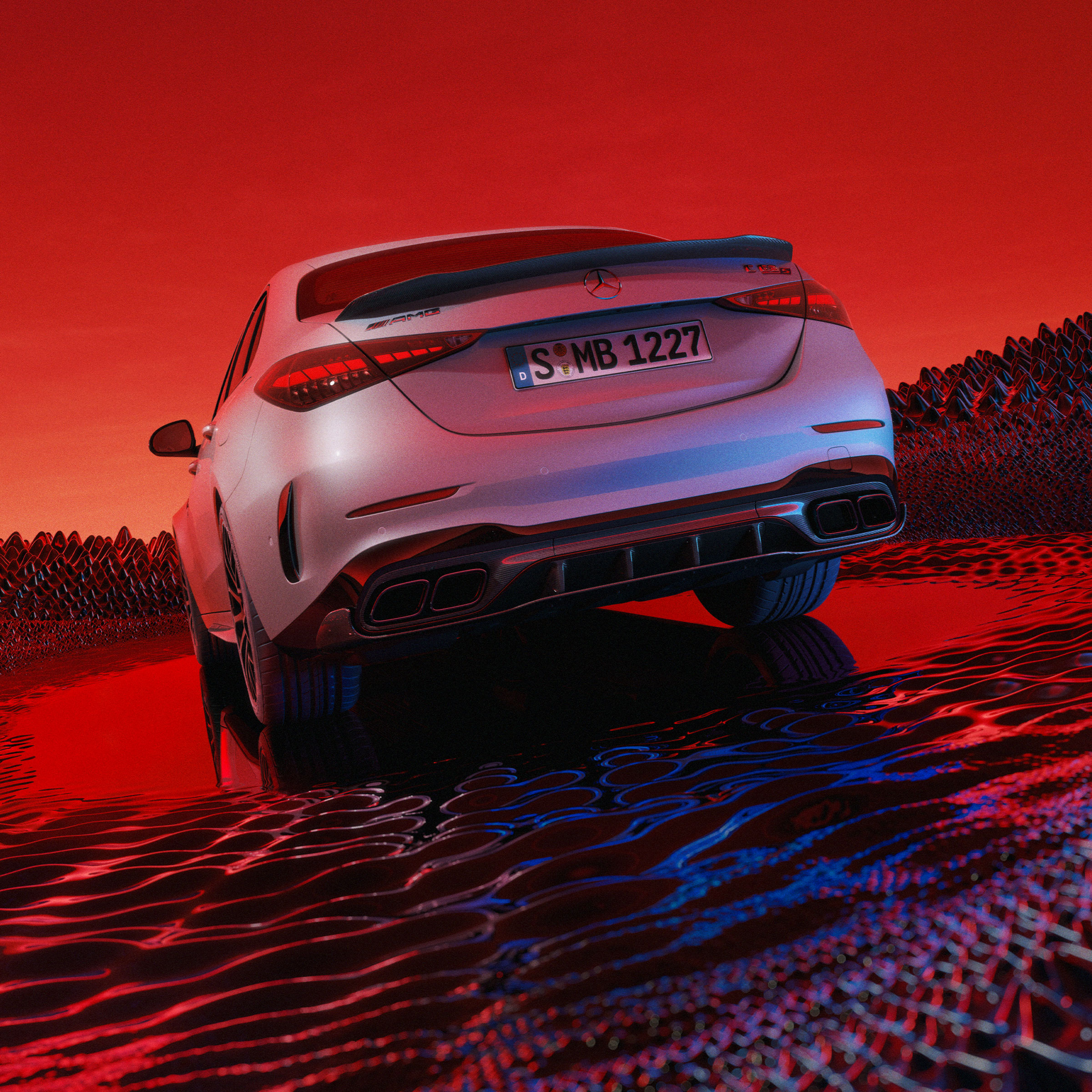 Vista laterale posteriore della Mercedes-AMG C 63 S E PERFORMANCE Station-wagon.