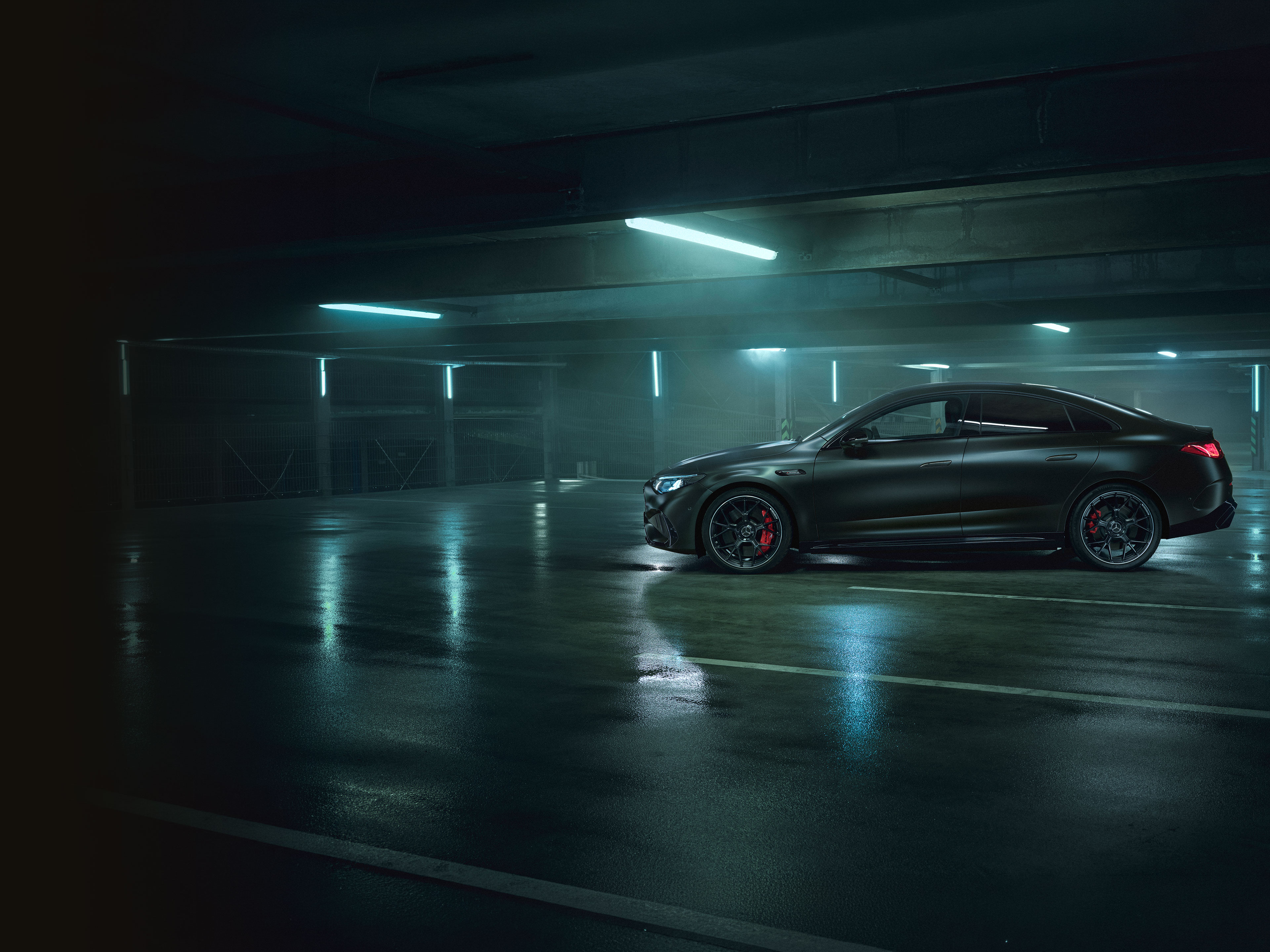 Esterno | CLA | Mercedes-AMG L'esterno della nuovissima Mercedes-AMG CLA 45 elettrica 4MATIC+.