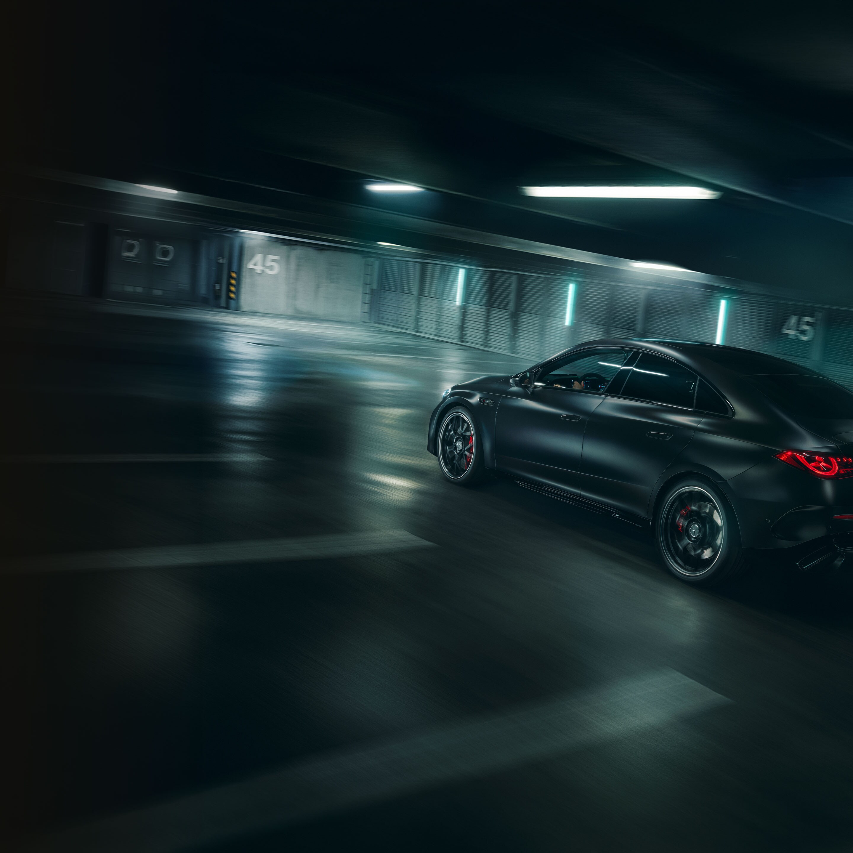 Le prestazioni della nuovissima Mercedes-AMG CLA 45 elettrica 4MATIC+.