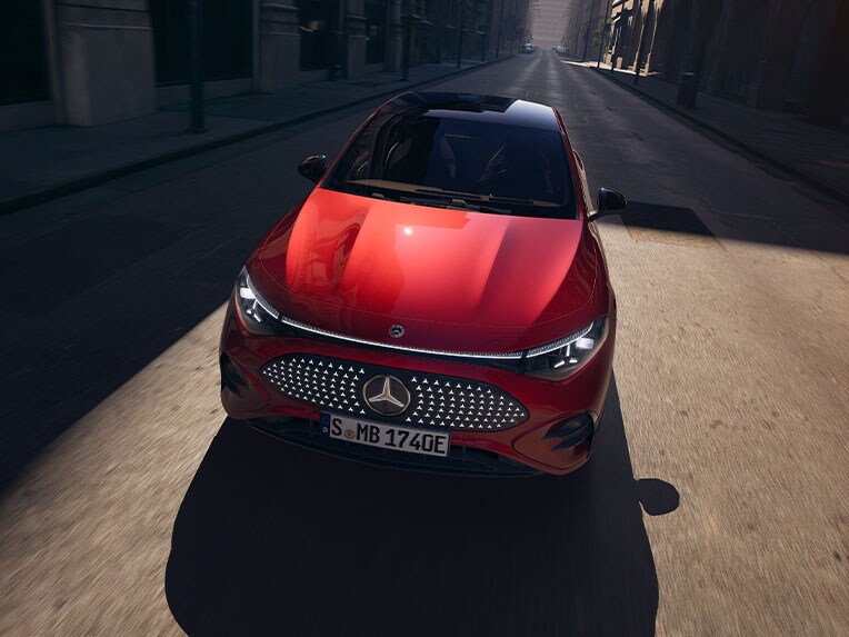 La nuova Mercedes-Benz CLA completamente elettrica con monitoraggio attivo dell'autonomia.