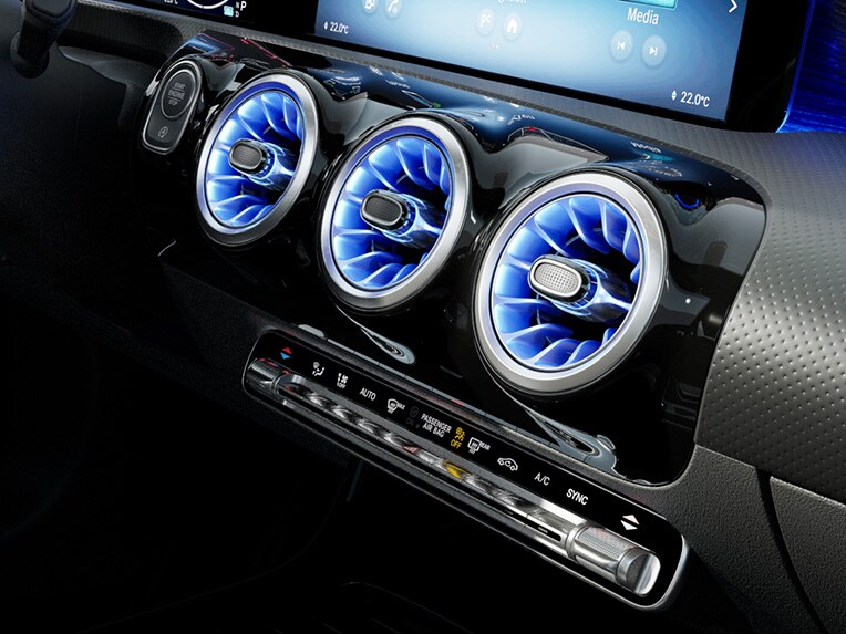 Il climatizzatore automatico COMFORTMATIC della Mercedes-Benz CLA Shooting Brake.