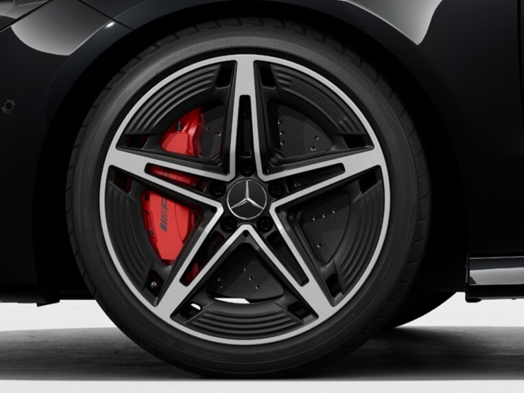 La pinza del freno in colore rosso della Mercedes-AMG CLA Shooting Brake.