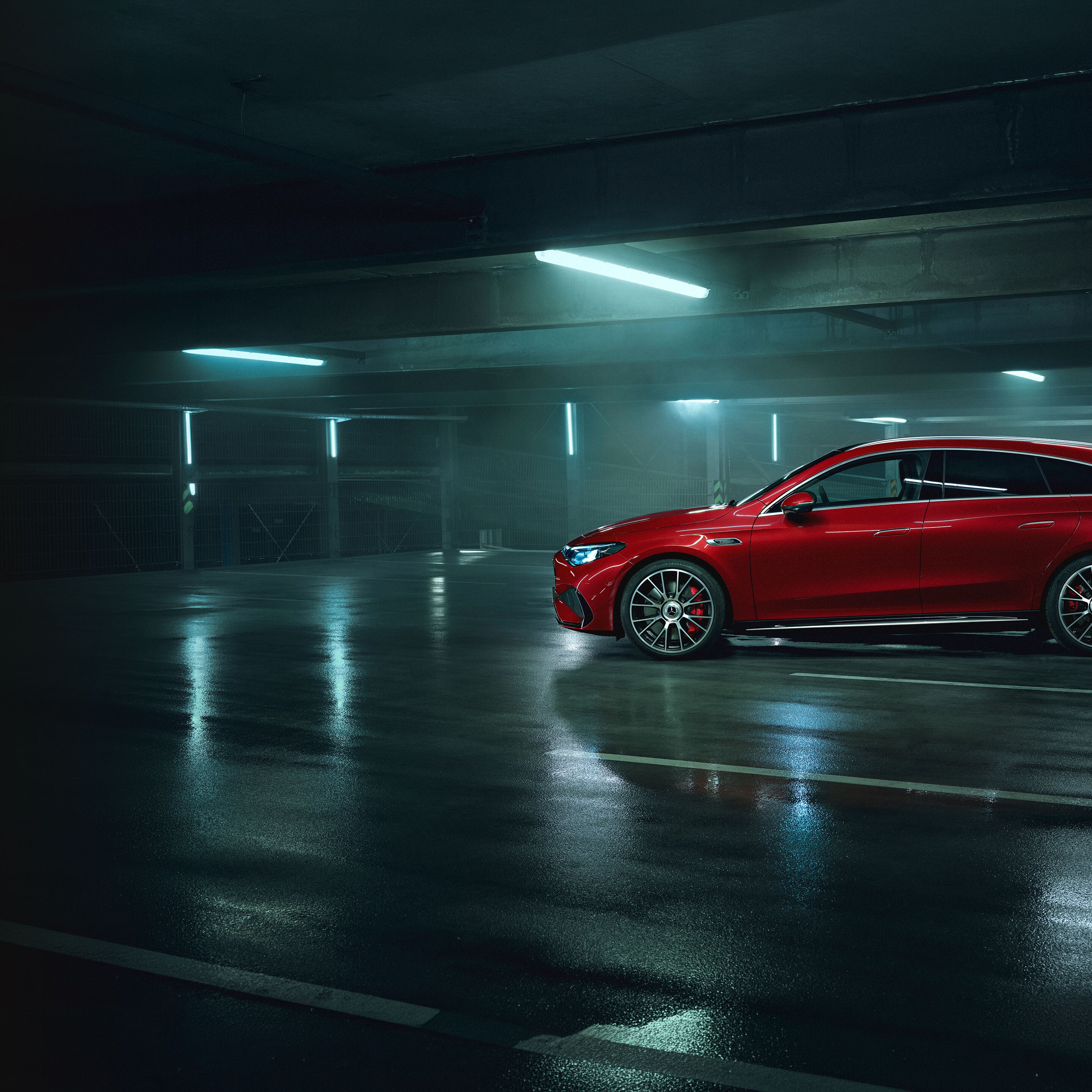 Gli esterni di Nuova CLA 45  4MATIC+ Shooting Brake elettrica.