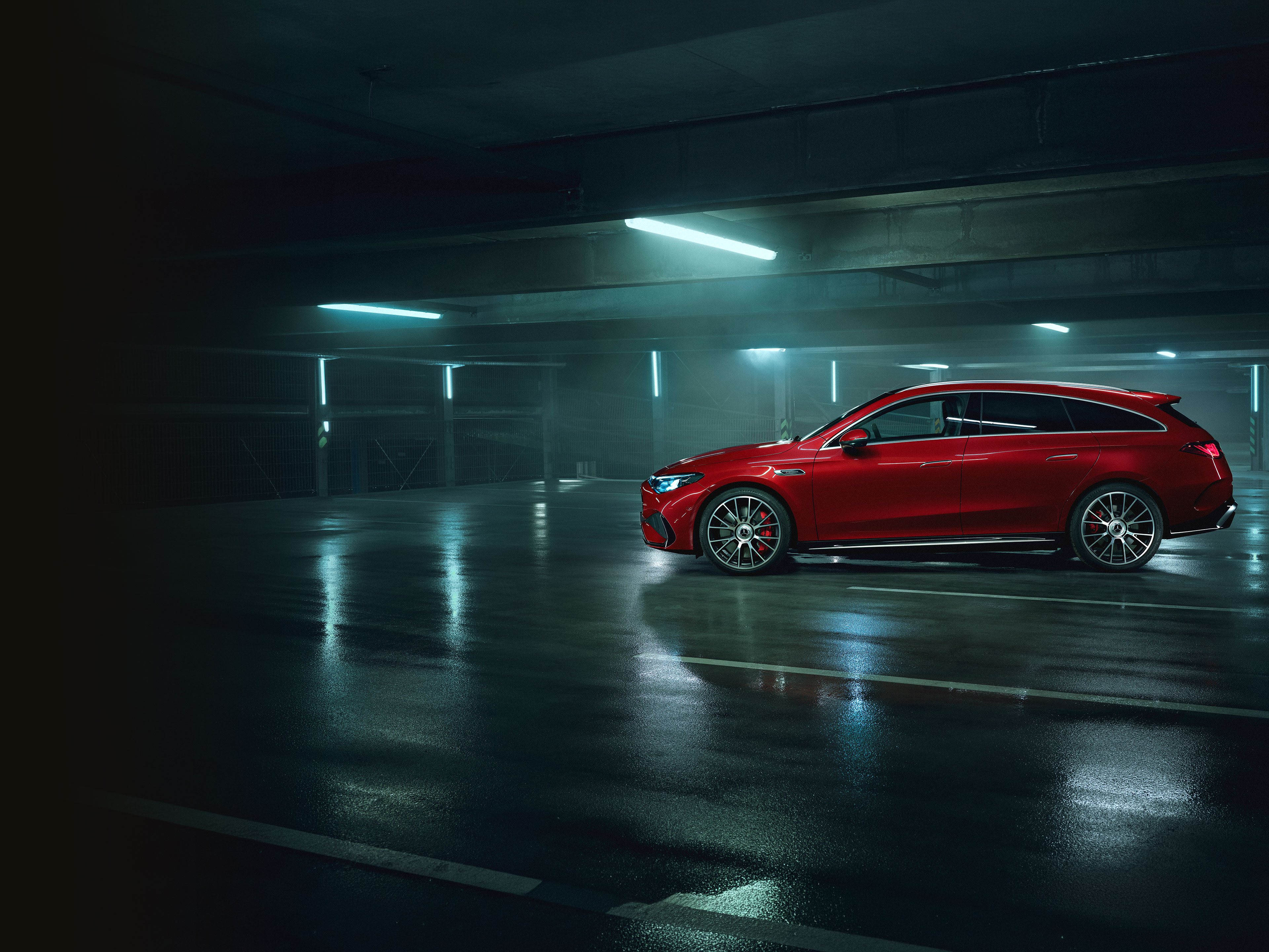 Esterni | CLA Shooting Brake | Mercedes-AMG Gli esterni di Nuova CLA 45 4MATIC+ Shooting Brake elettrica.
