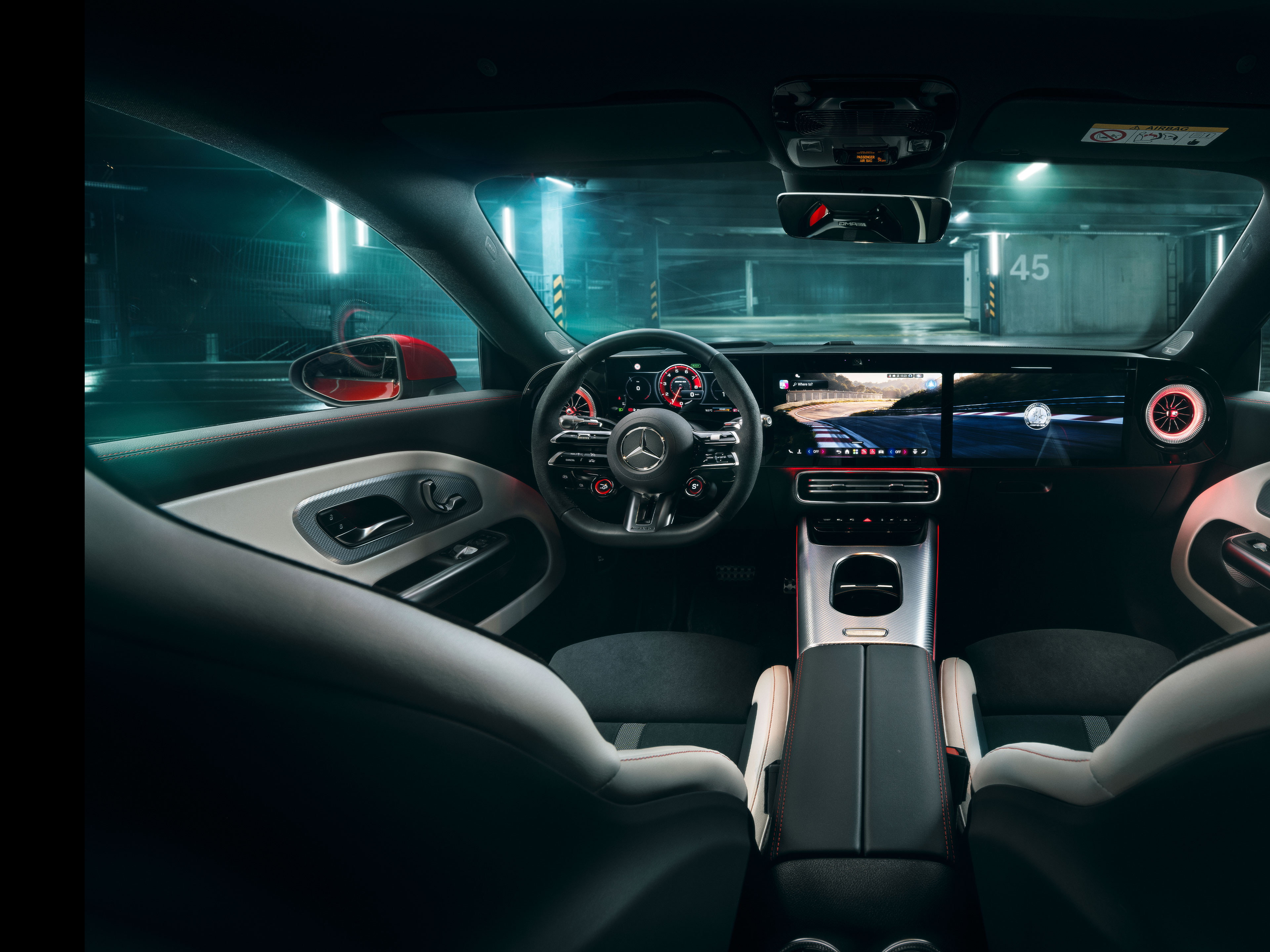 Interni | CLA Shooting Brake | Mercedes-AMG. Gli interni di Nuova CLA 45 4MATIC+ Shooting Brake elettrica.