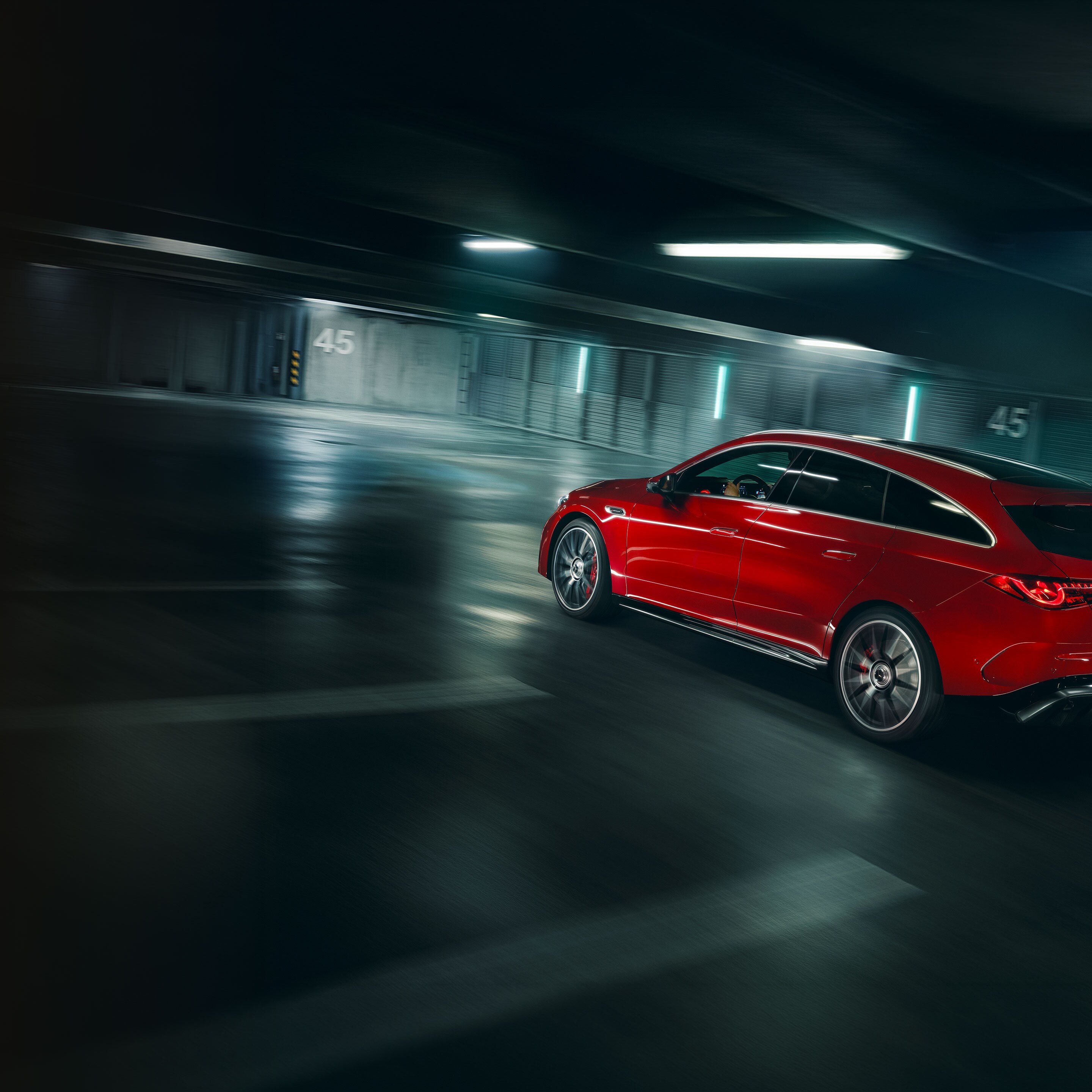 Le prestazioni di Nuova CLA 45 4MATIC+ Shooting Brake elettrica.