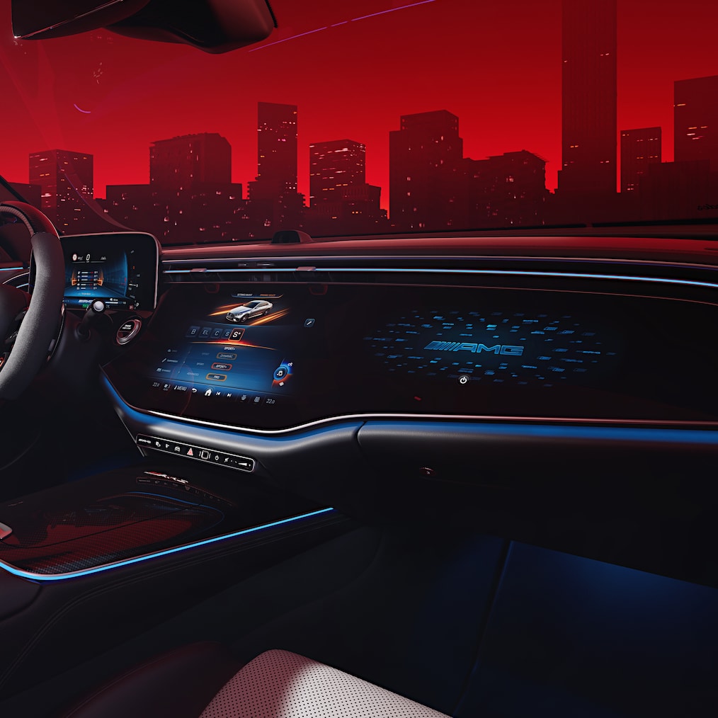 Il MBUX Superscreen della Mercedes-AMG Classe E Station Wagon.