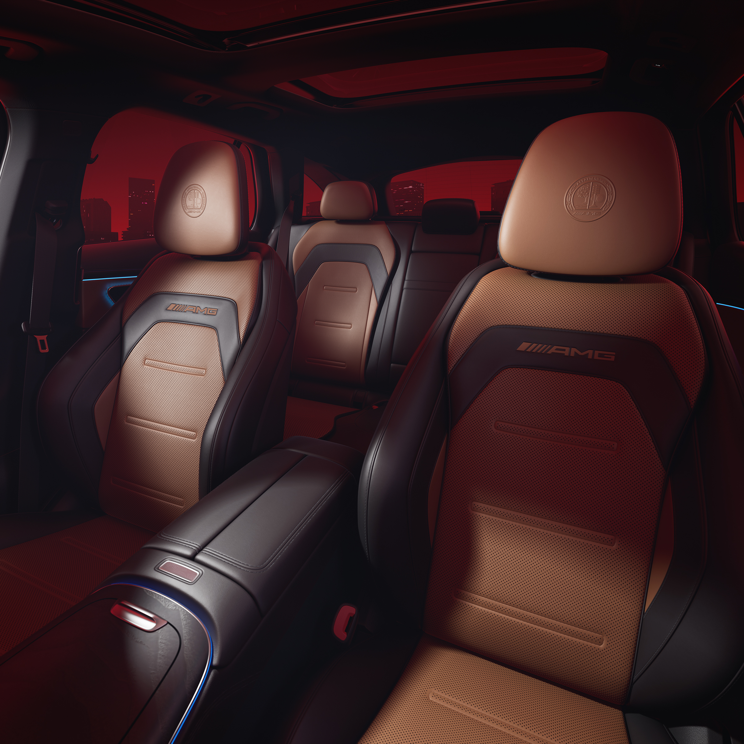 Vista dei sedili AMG Performance, prospettiva dalla porta lato guida aperta.