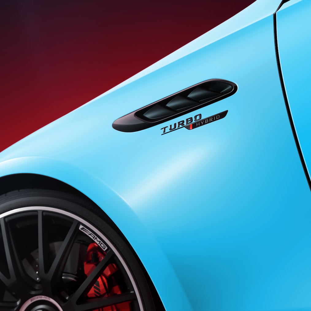 MANUFAKTUR Made to Measure per la Mercedes-AMG Classe E Berlina.