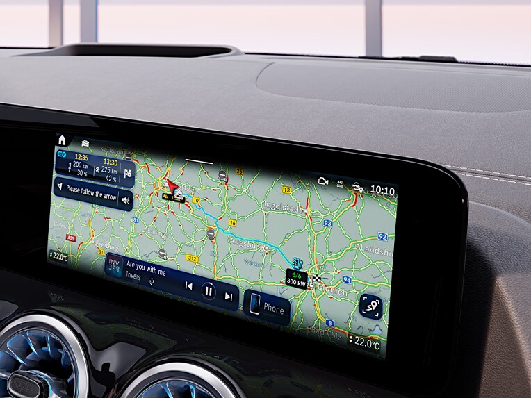 Navigazione con Electric Intelligence nella Mercedes-Benz EQA.