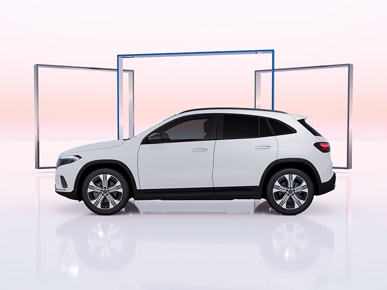 Mercedes-Benz EQA nella linea di equipaggiamento Electric Art.