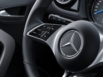 TEMPOMAT sul volante di Mercedes-Benz EQT.