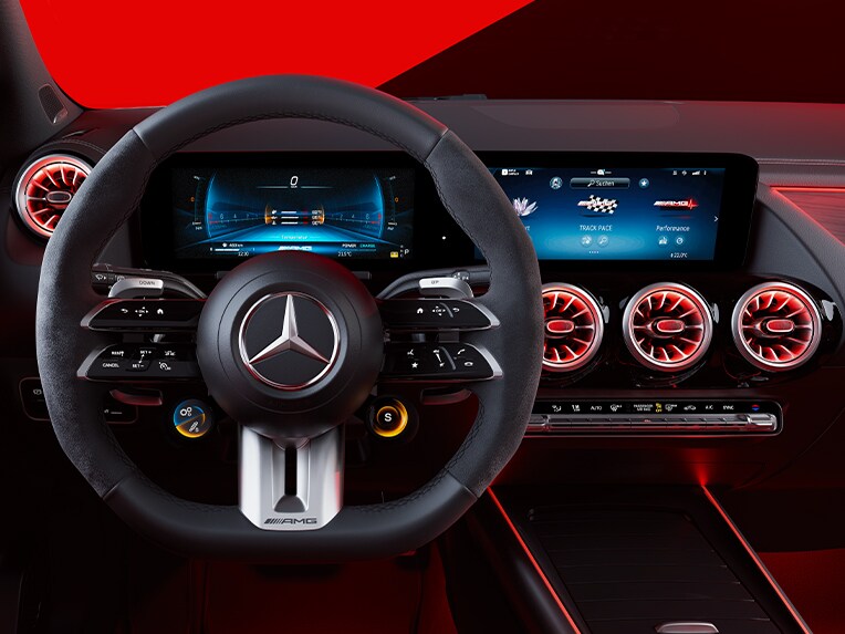 L’AMG TRACK PACE della Mercedes-AMG GLA.