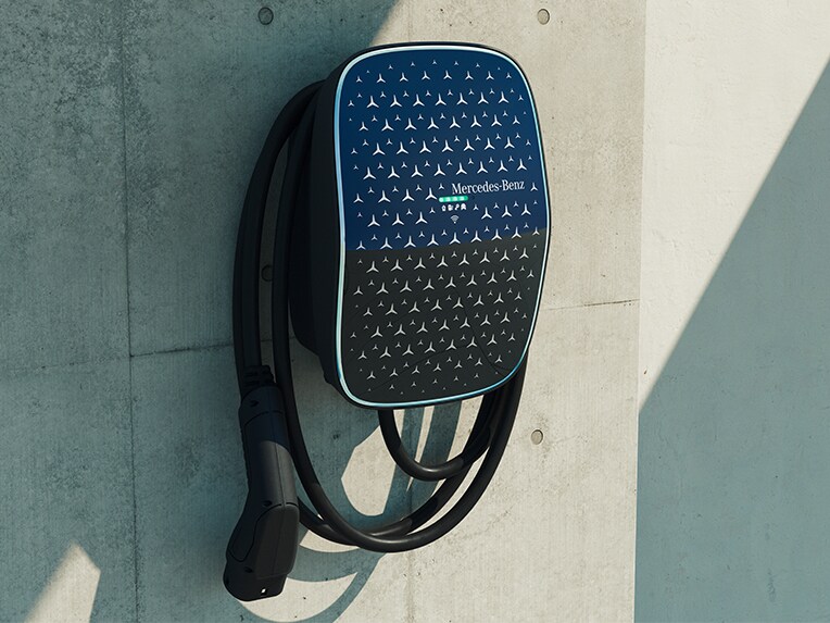 Effettuare la ricarica domestica con il wallbox Mercedes-Benz