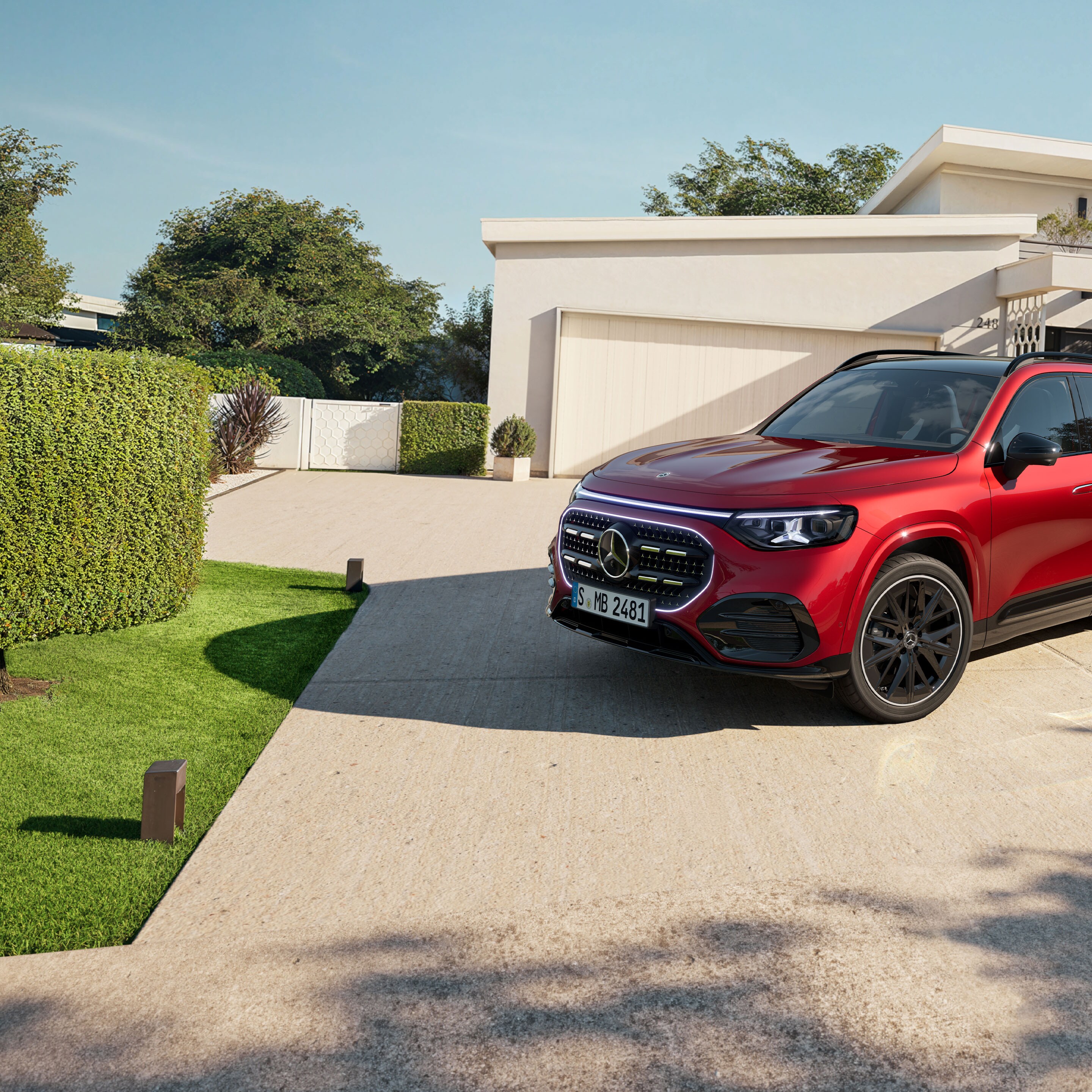 Gli esterni della nuova GLB di Mercedes-Benz.