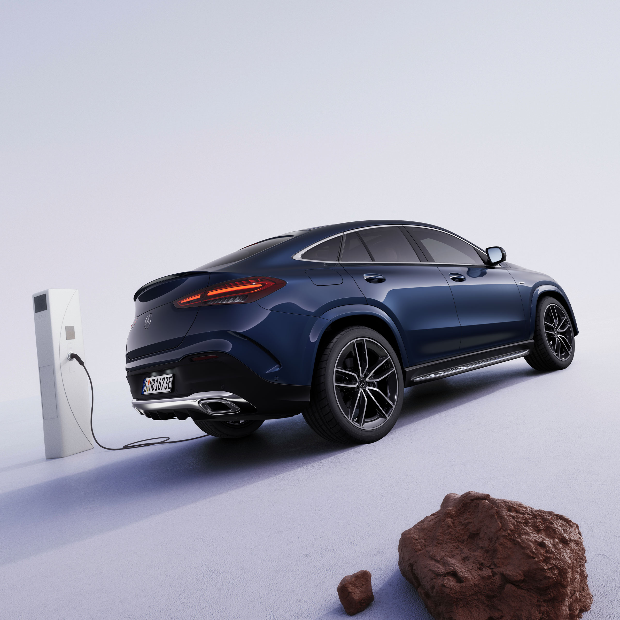La GLE 350 de 4MATIC con tecnologia ibrida EQ di Mercedes-Benz.