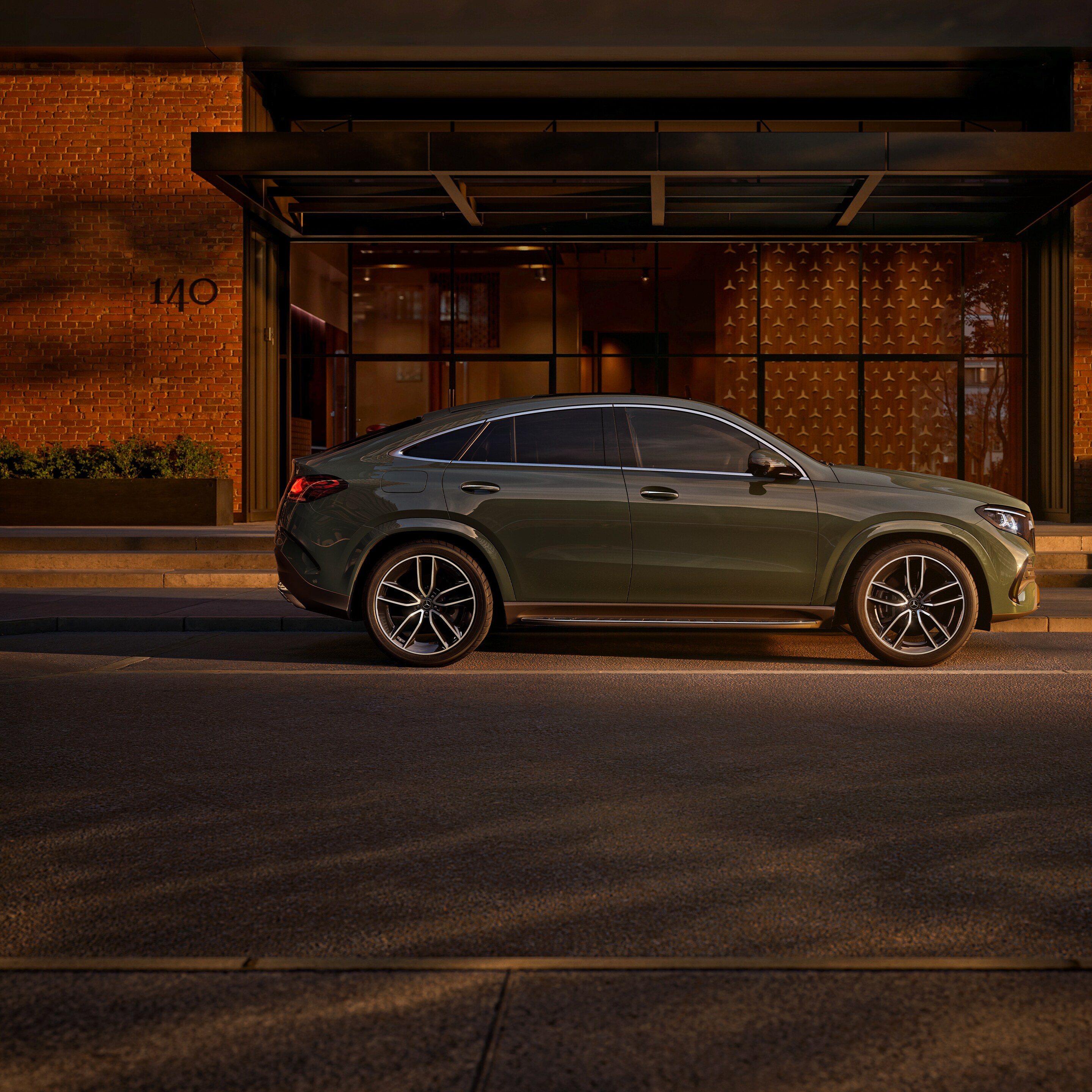 Gli esterni della nuova GLE Coupé.