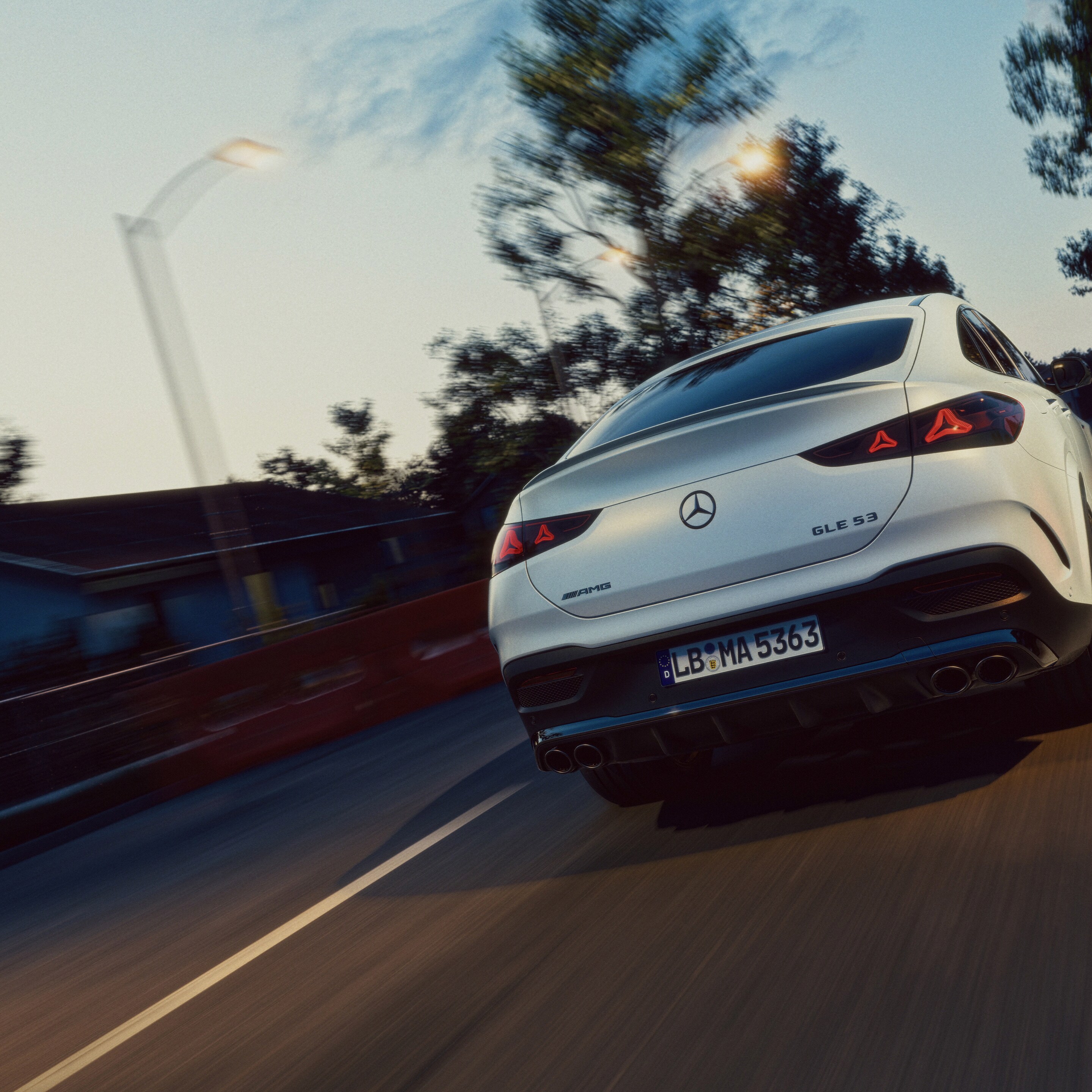 Gli esterni della nuova Mercedes-AMG GLE Coupé.