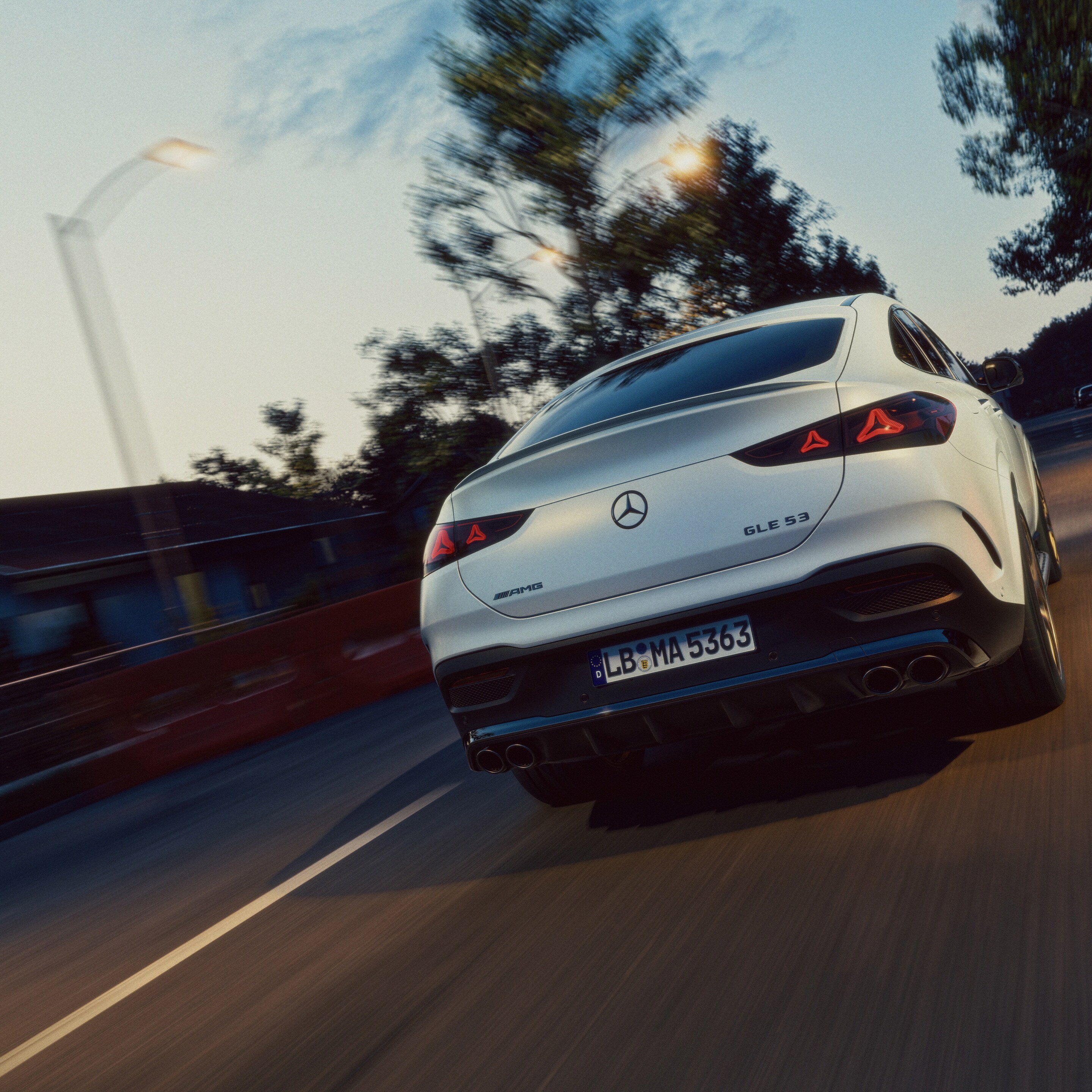 Gli esterni della nuova Mercedes-AMG GLE Coupé.