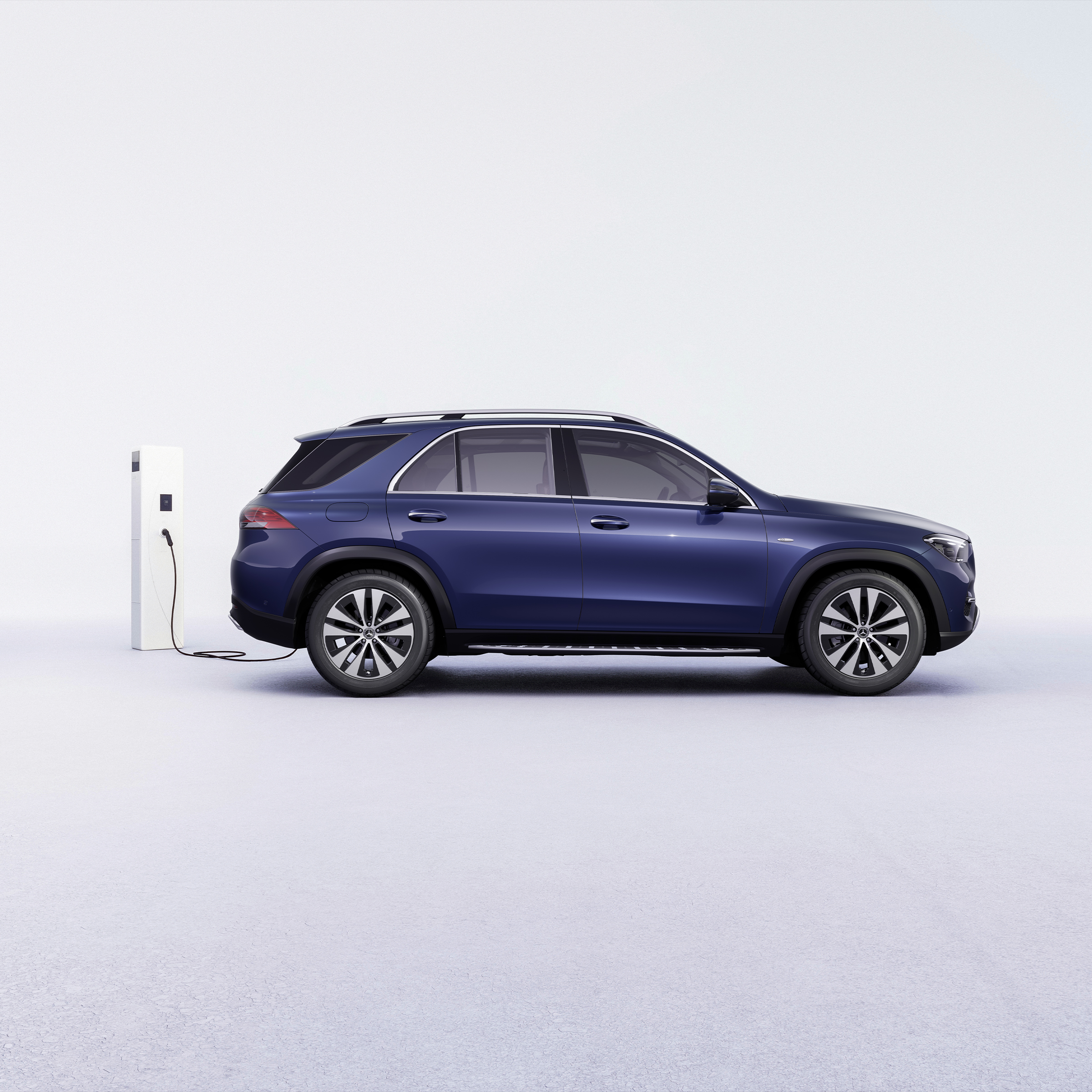 La GLE 350 de 4MATIC con tecnologia ibrida EQ di Mercedes-Benz.