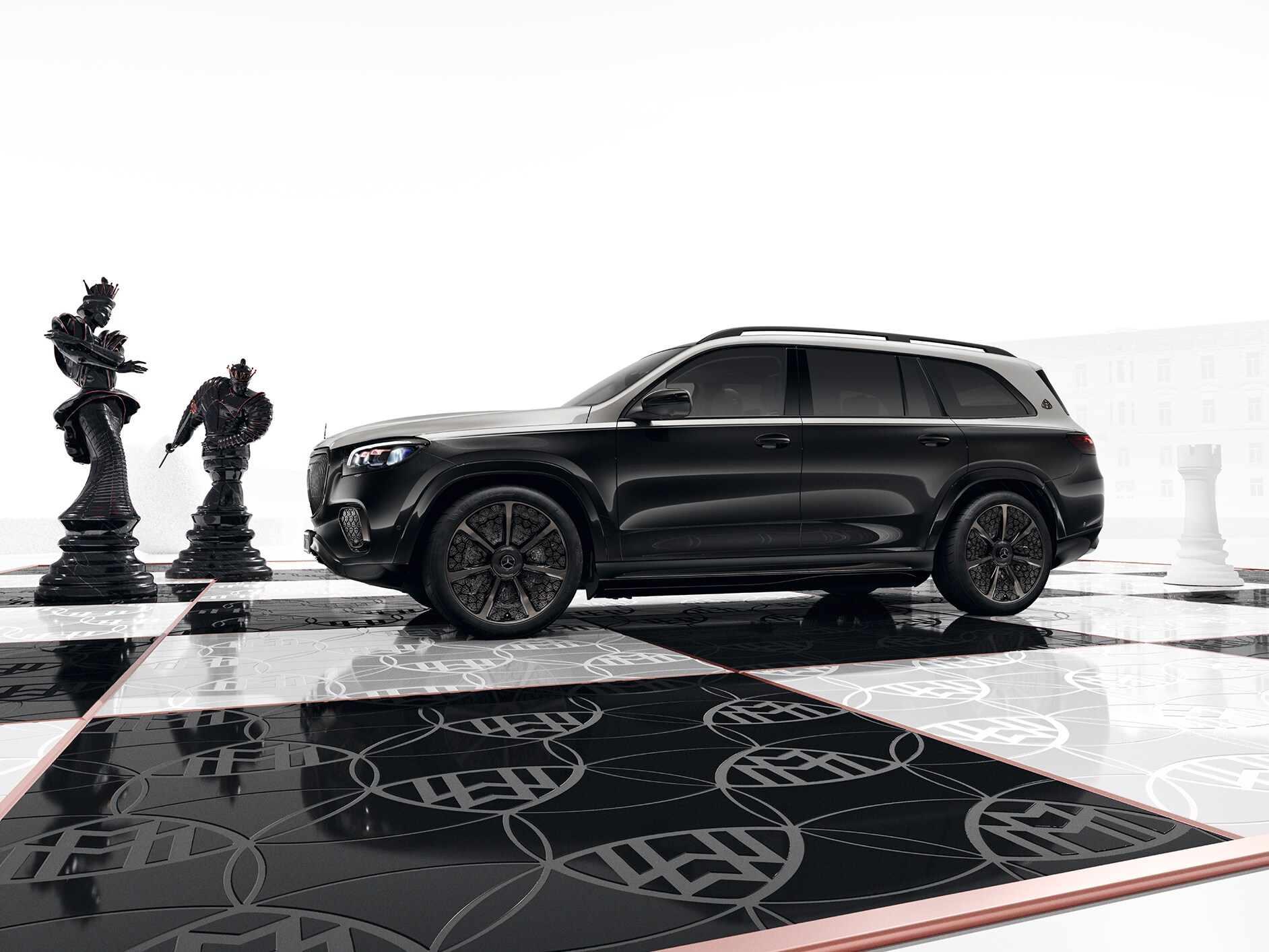Mercedes-Maybach su una scacchiera