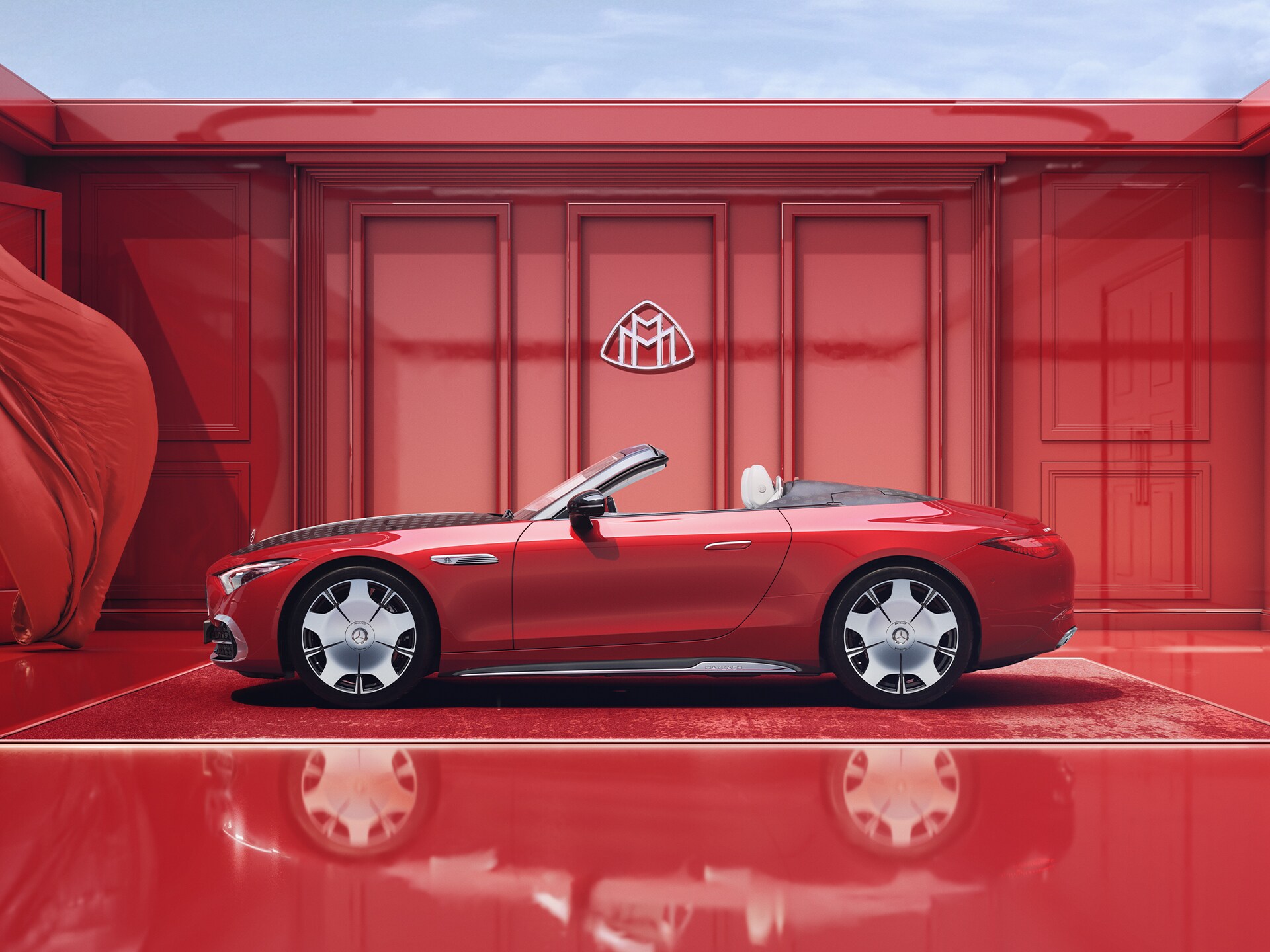 Vista laterale della Mercedes-Maybach SL 680.
