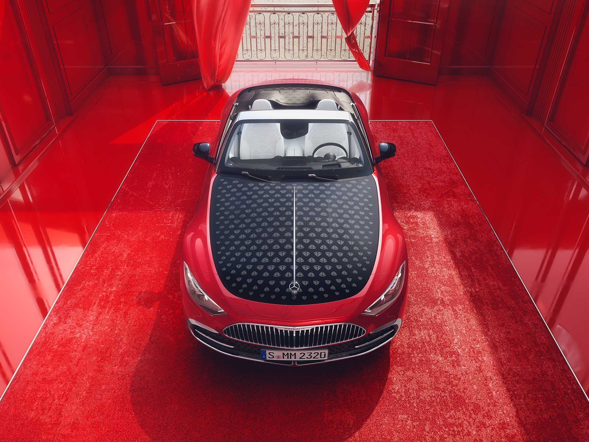 Vista frontale della Mercedes-Maybach SL 680.