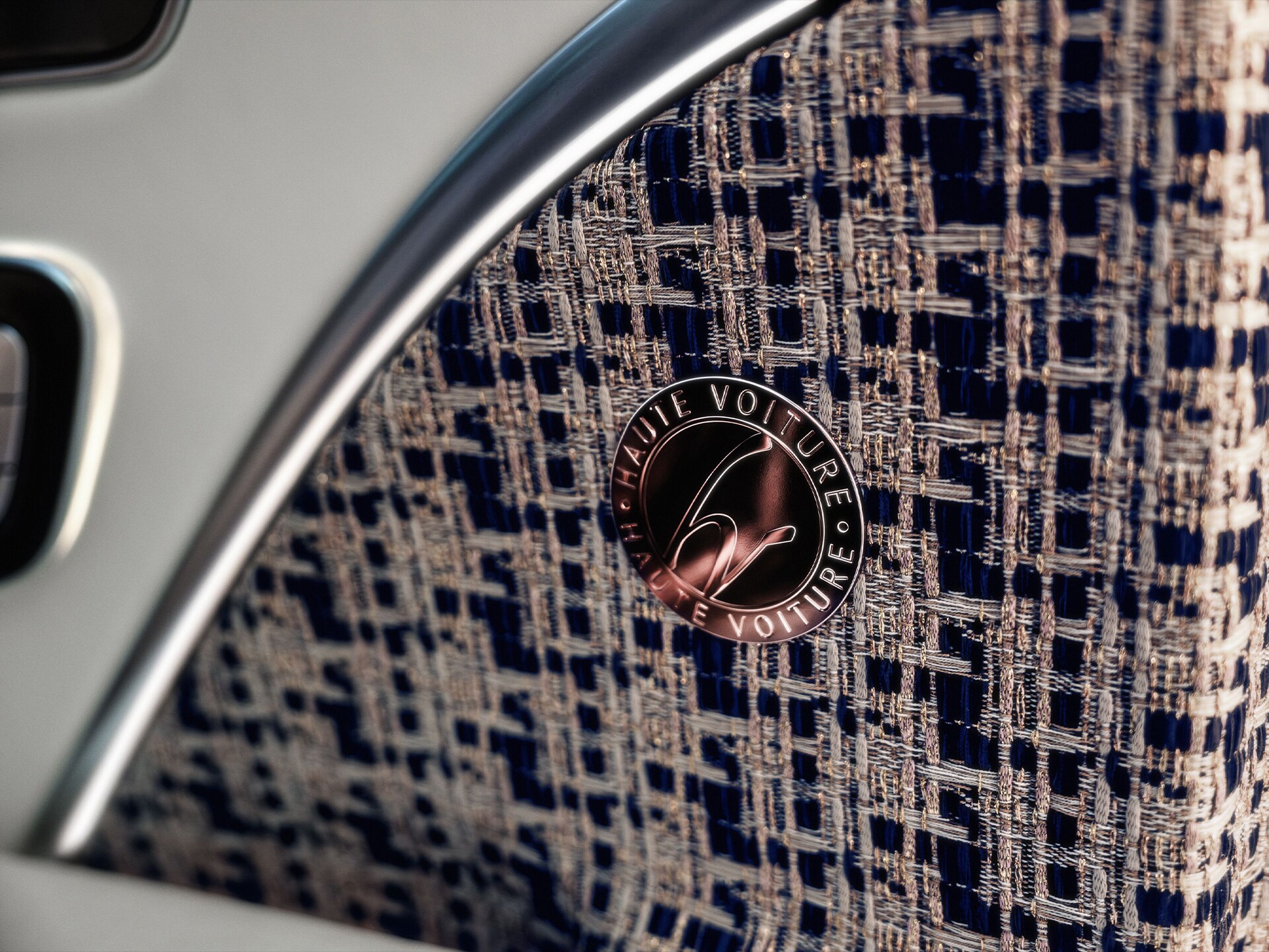 La maestria artigianale nei veicoli Mercedes-Maybach.