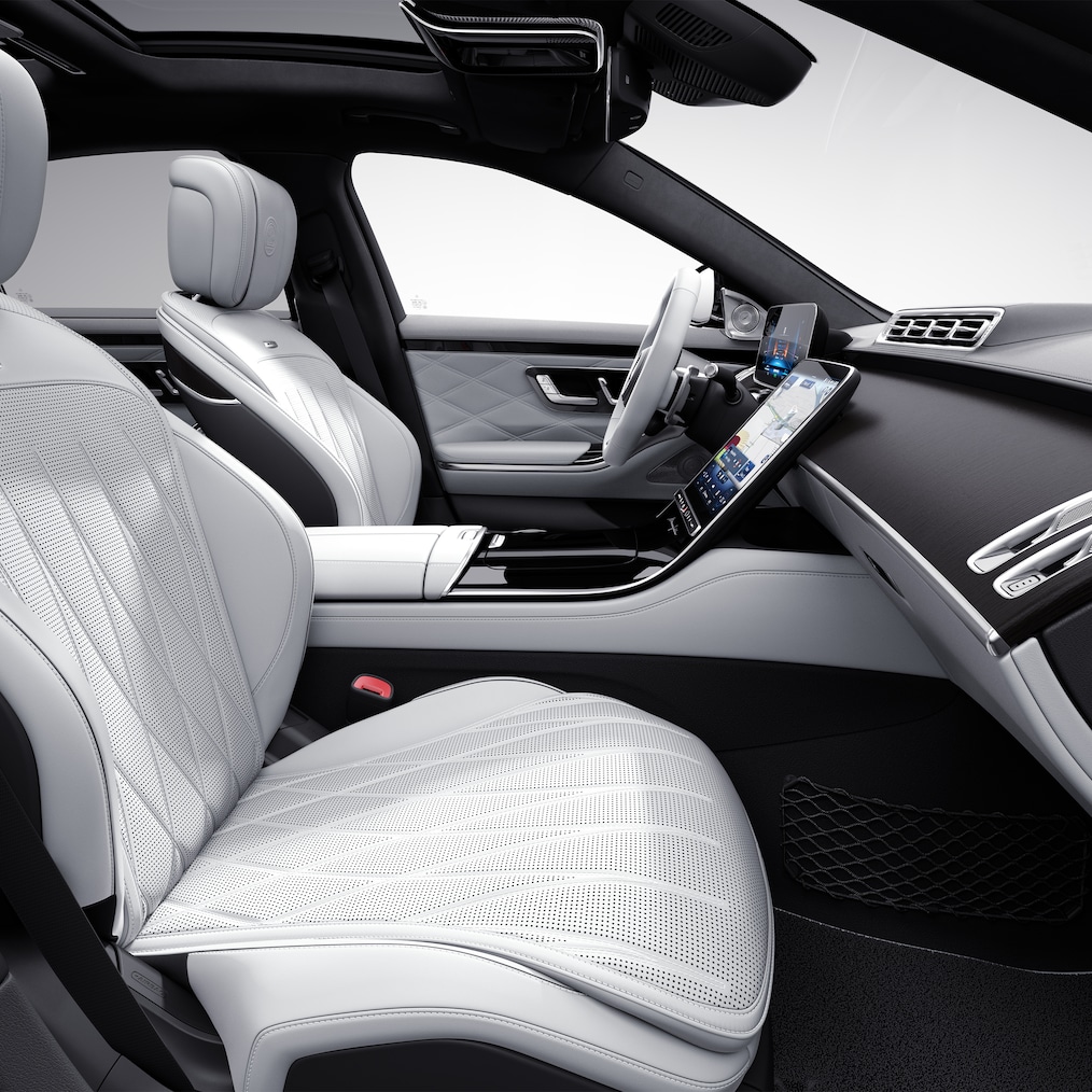 Vista laterale di Mercedes-AMG S 63 E PERFORMANCE (per le esclusive verniciature MANUFAKTUR).