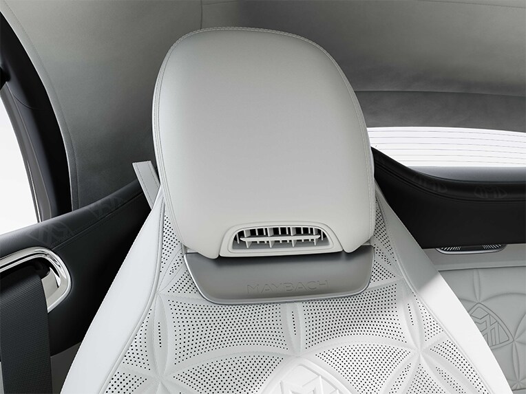 L'AIRSCARF nella Mercedes-Maybach SL 680.