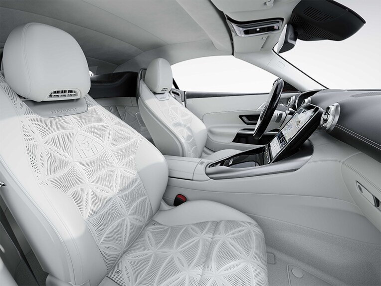 I sedili anteriori Multicontour della Mercedes-Maybach SL 680.