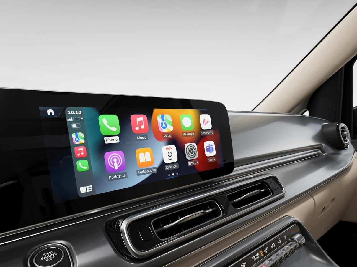 Integrazione del pacchetto per smartphone nella Mercedes-Benz Classe V.