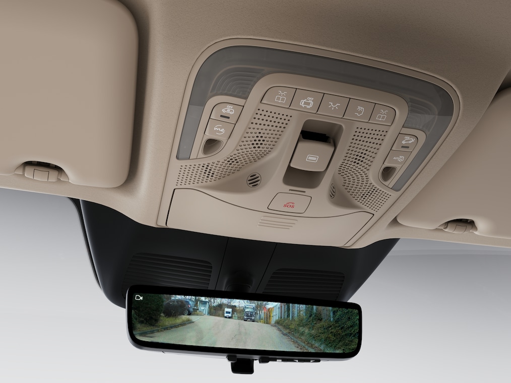Il retrovisore interno digitale nella Classe V Marco Polo HORIZON.