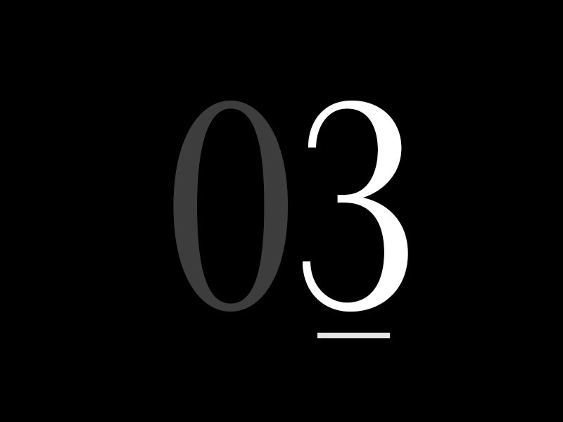 Un grande "03".