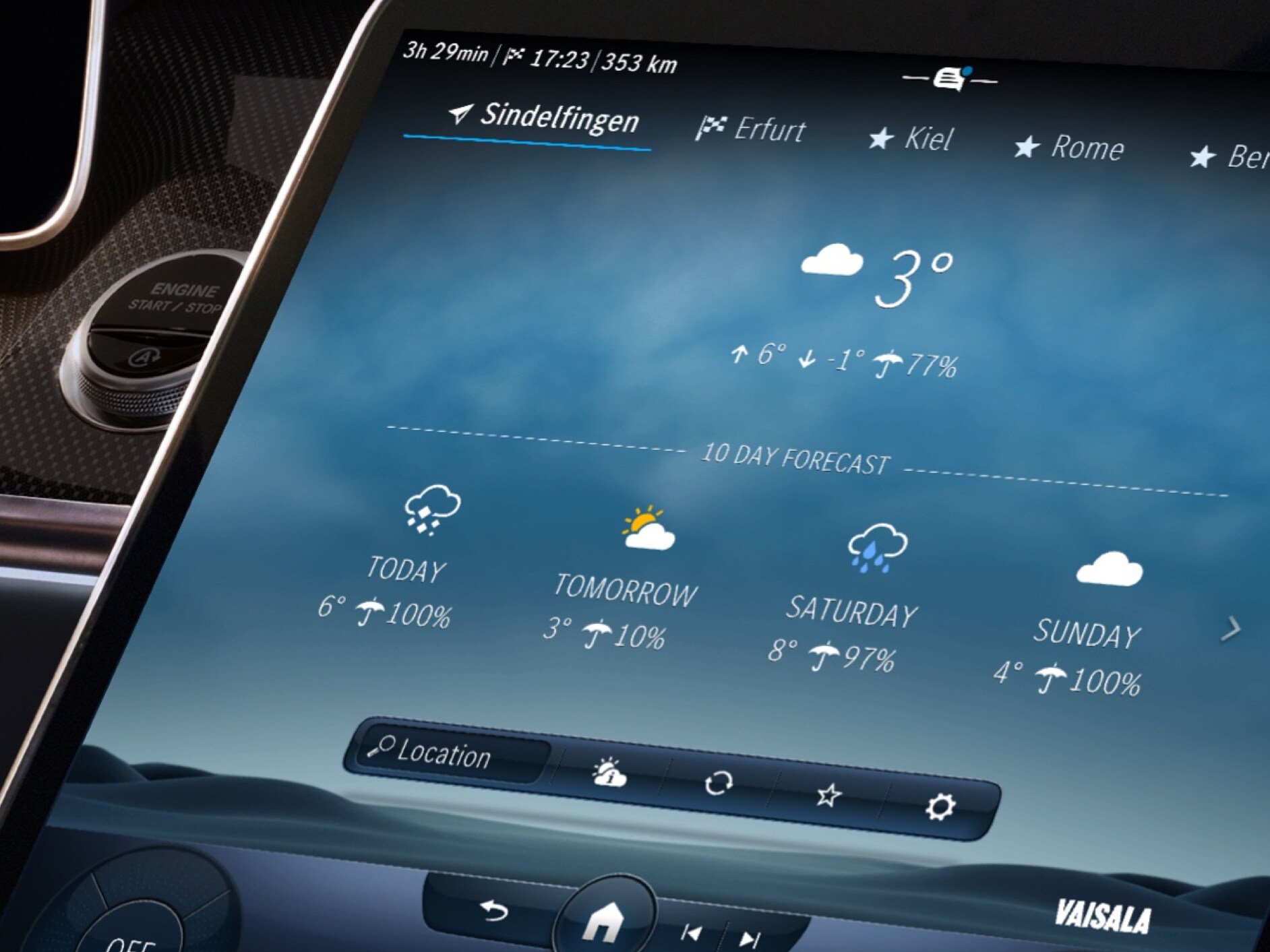 Il sistema multimediale MBUX mostra il tempo a destinazione grazie alla mappa meteorologica Digital Extras.