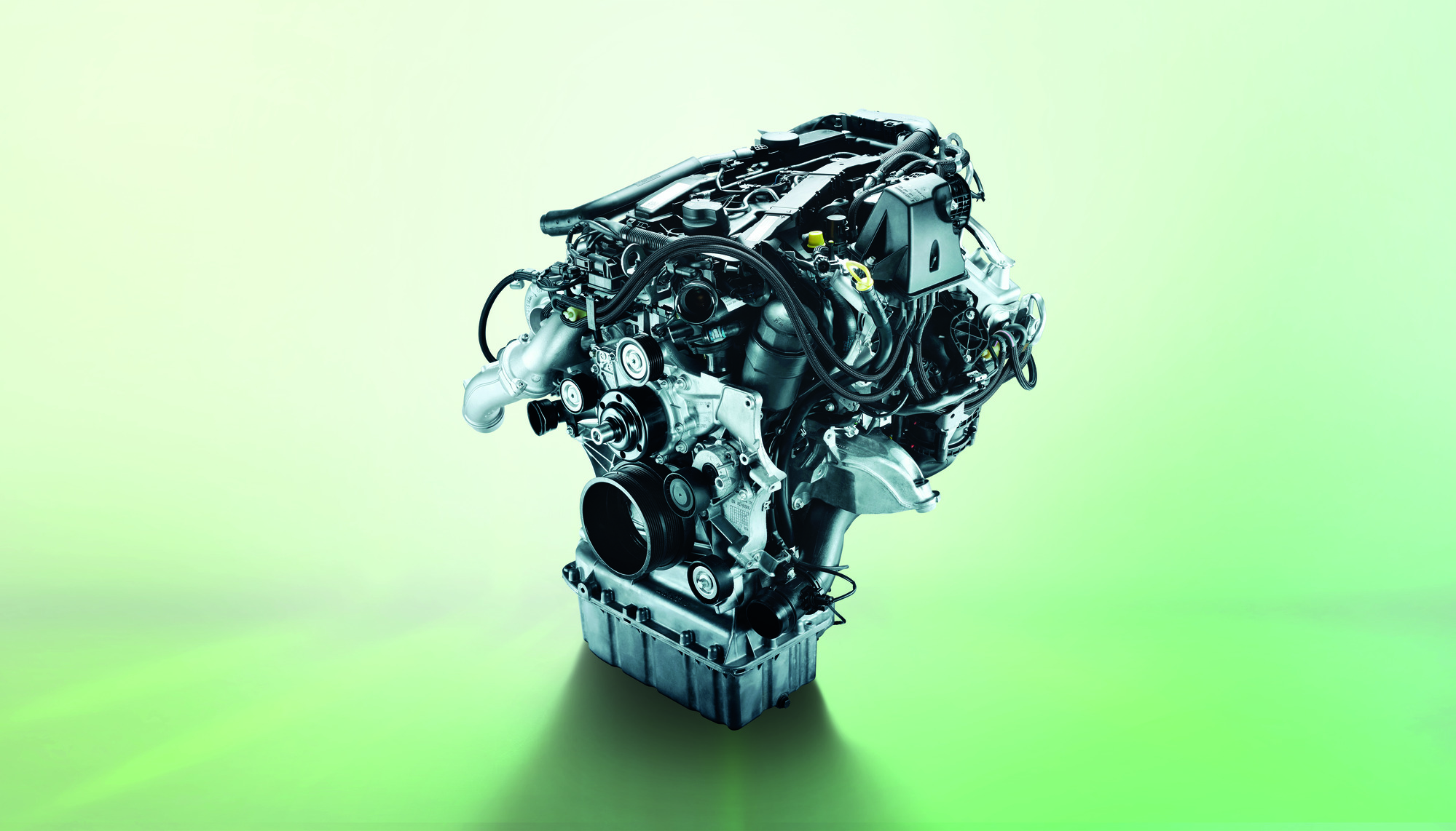 Ricambi Reman Originali | Mercedes-Benz Parti rigenerate di una vettura Mercedes-Benz.