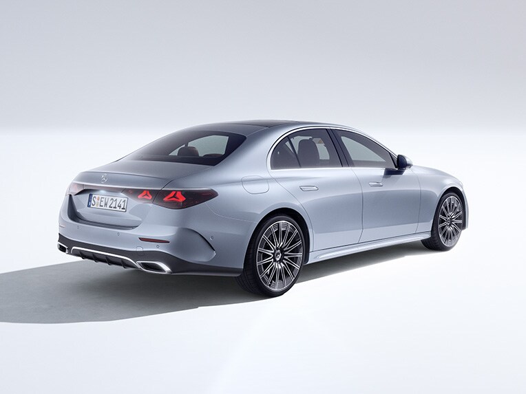 La coda di Nuova Classe E Berlina di Mercedes-Benz.