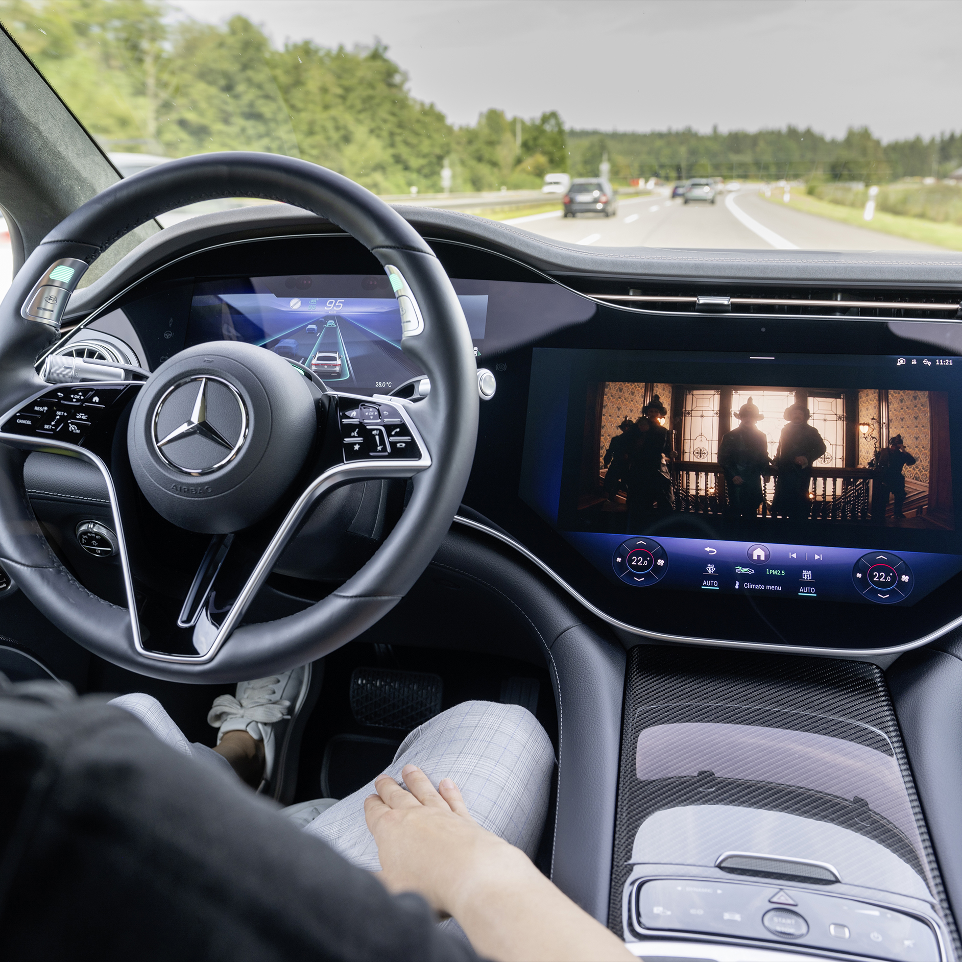 MB.DRIVE | Guida automatizzata & sistemi di assistenza | Mercedes-Benz La plancia di un veicolo Mercedes-Benz.
