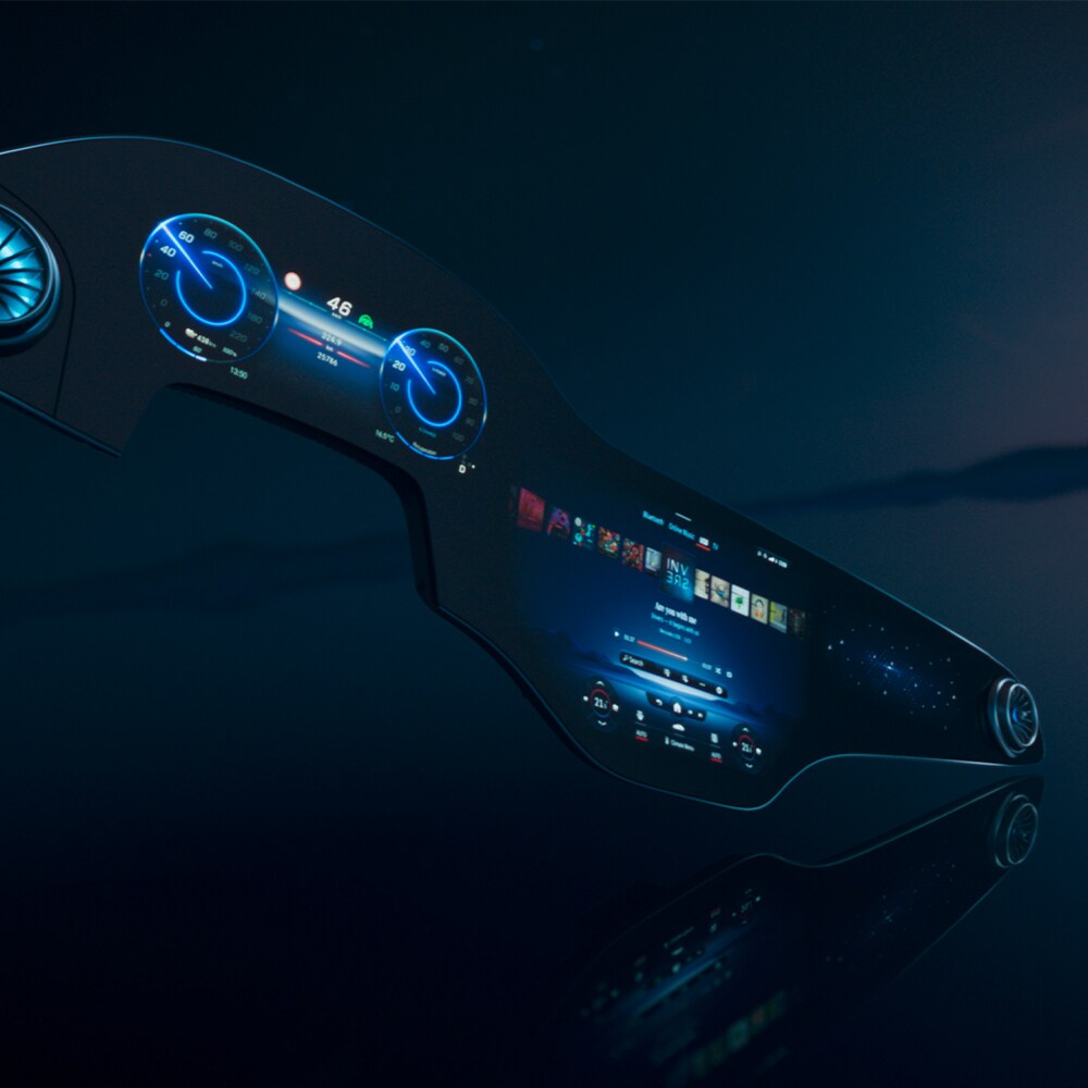 Il display MBUX fluttua liberamente in uno spazio immaginario.