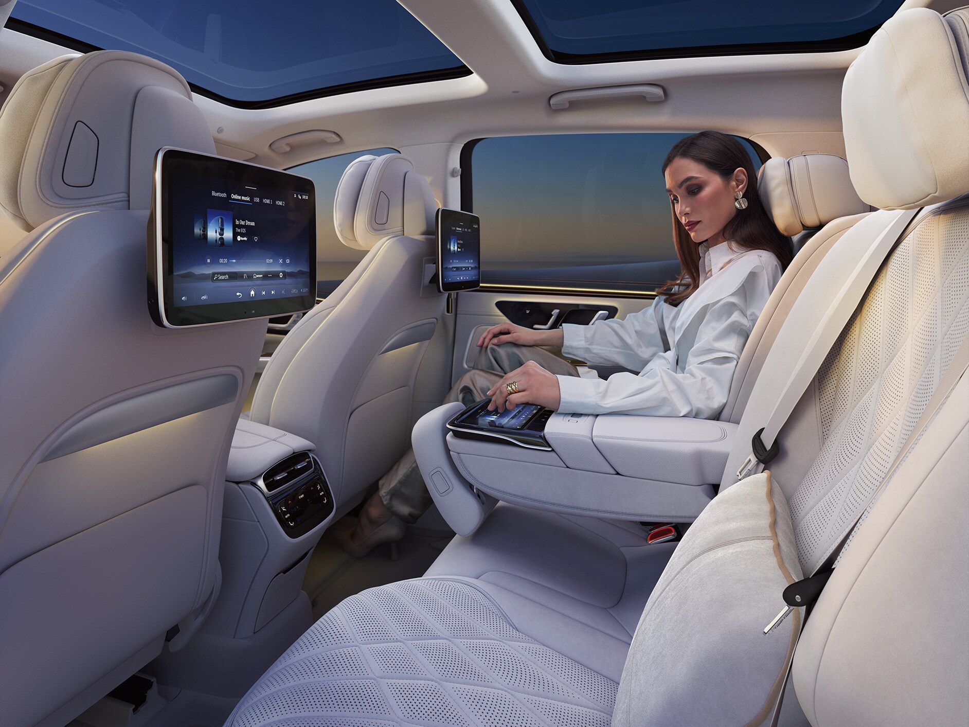 Vano posteriore di una Mercedes-Benz EQS SUV.