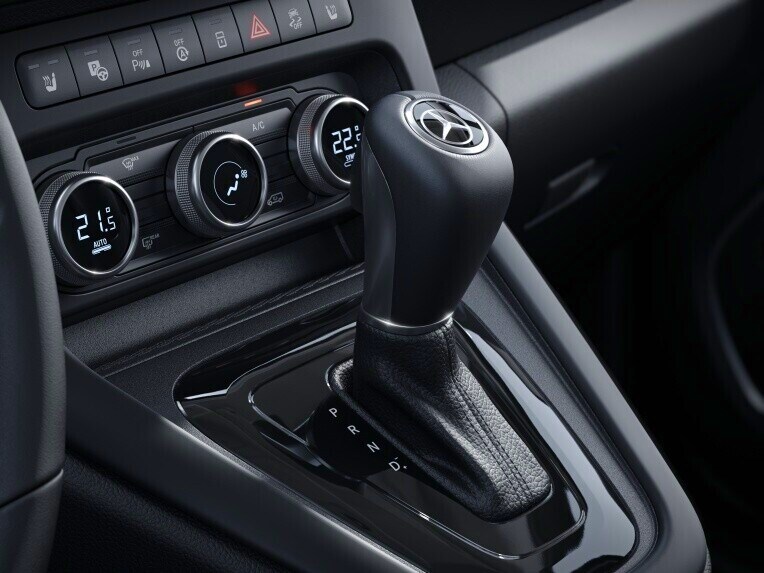 La leva del cambio automatico per il cambio automatico a 7 marce a bordo di Mercedes-Benz Citan Furgone.