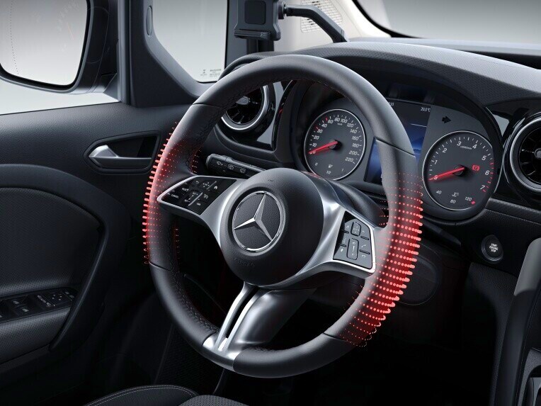 Il volante multifunzione riscaldato a bordo di Mercedes-Benz Citan Furgone.
