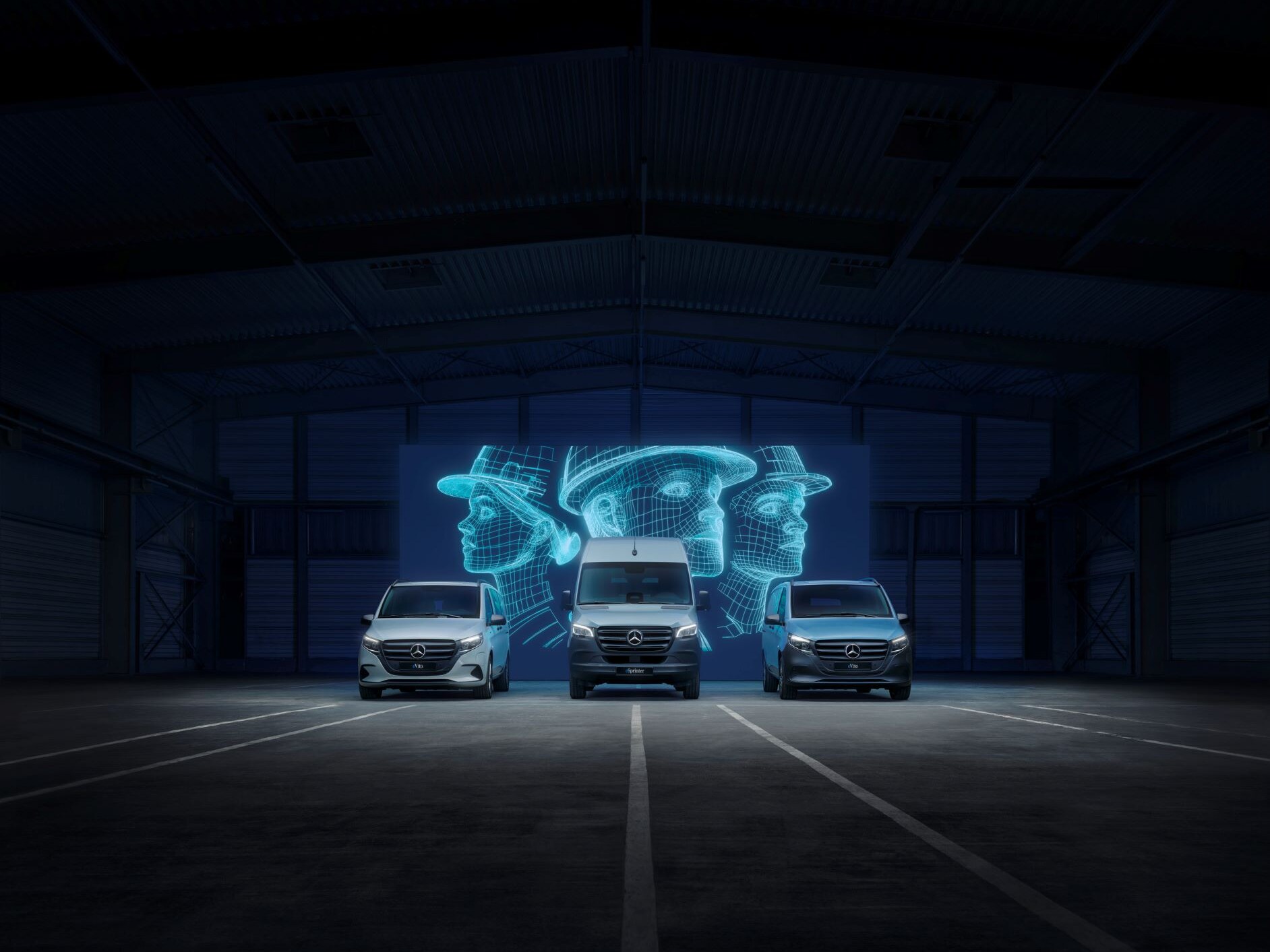 Mercedes-Benz eVito Furgone presso una stazione di ricarica.