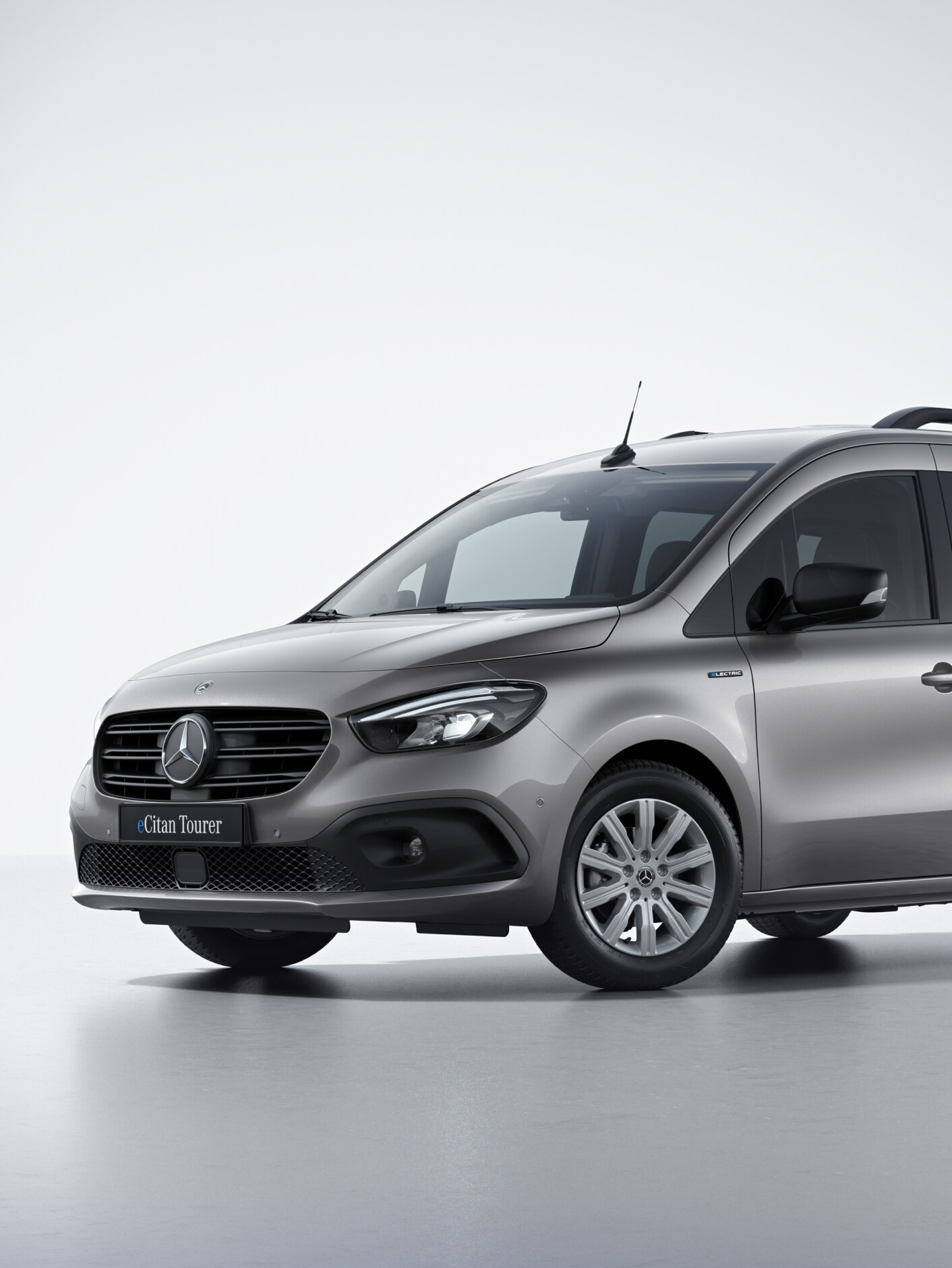 Connettività intelligente grazie ai Digital Extras a bordo di Mercedes-Benz eCitan Tourer.