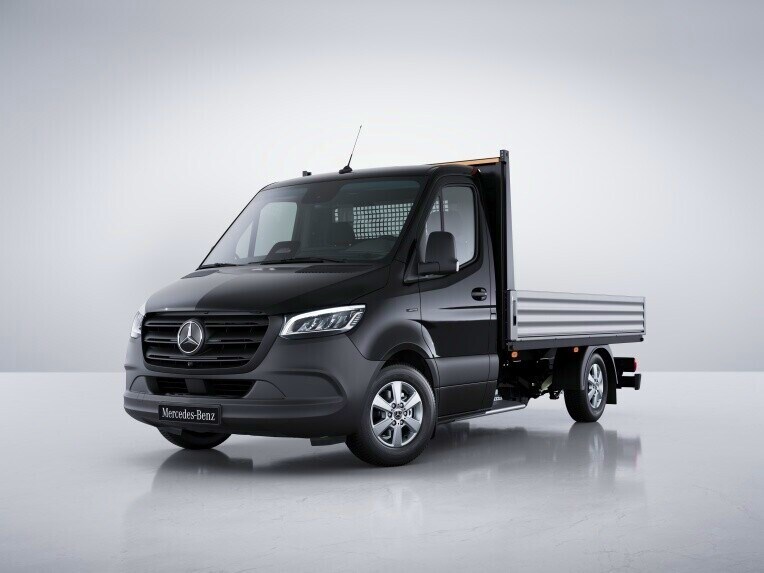 Mercedes-Benz eSprinter Autotelaio nella linea di equipaggiamento SELECT.